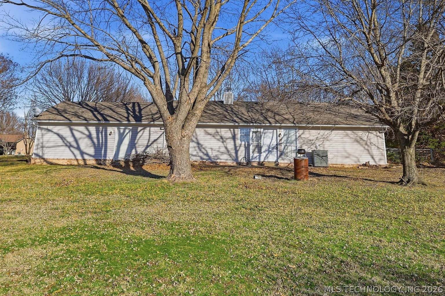10968 S 250th East Avenue Property Photo 15