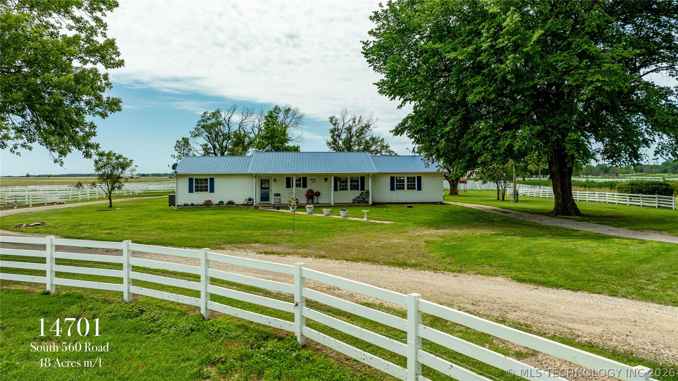 14701 S 560 Road Property Photo 2