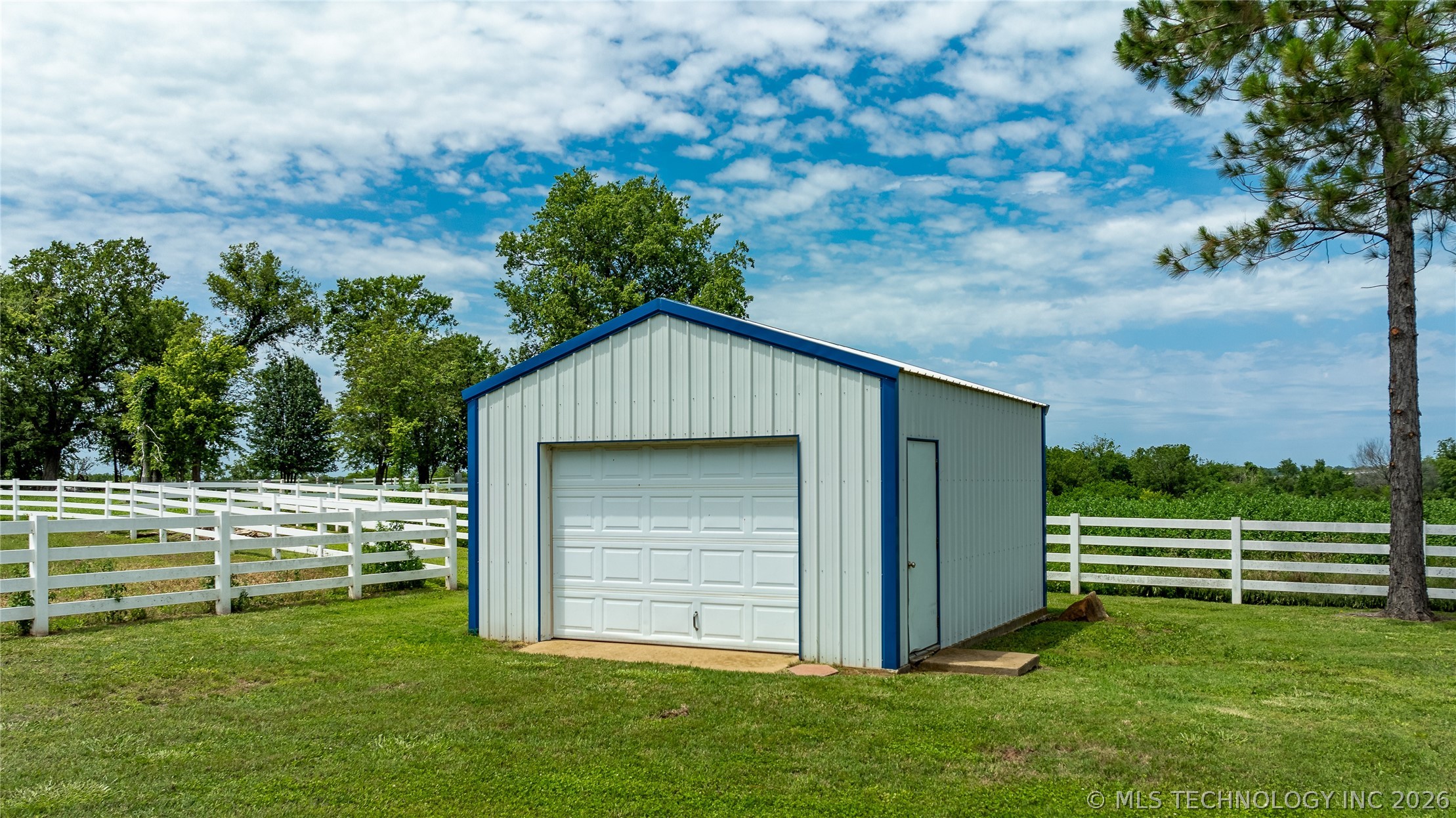 14701 S 560 Road Property Photo 8