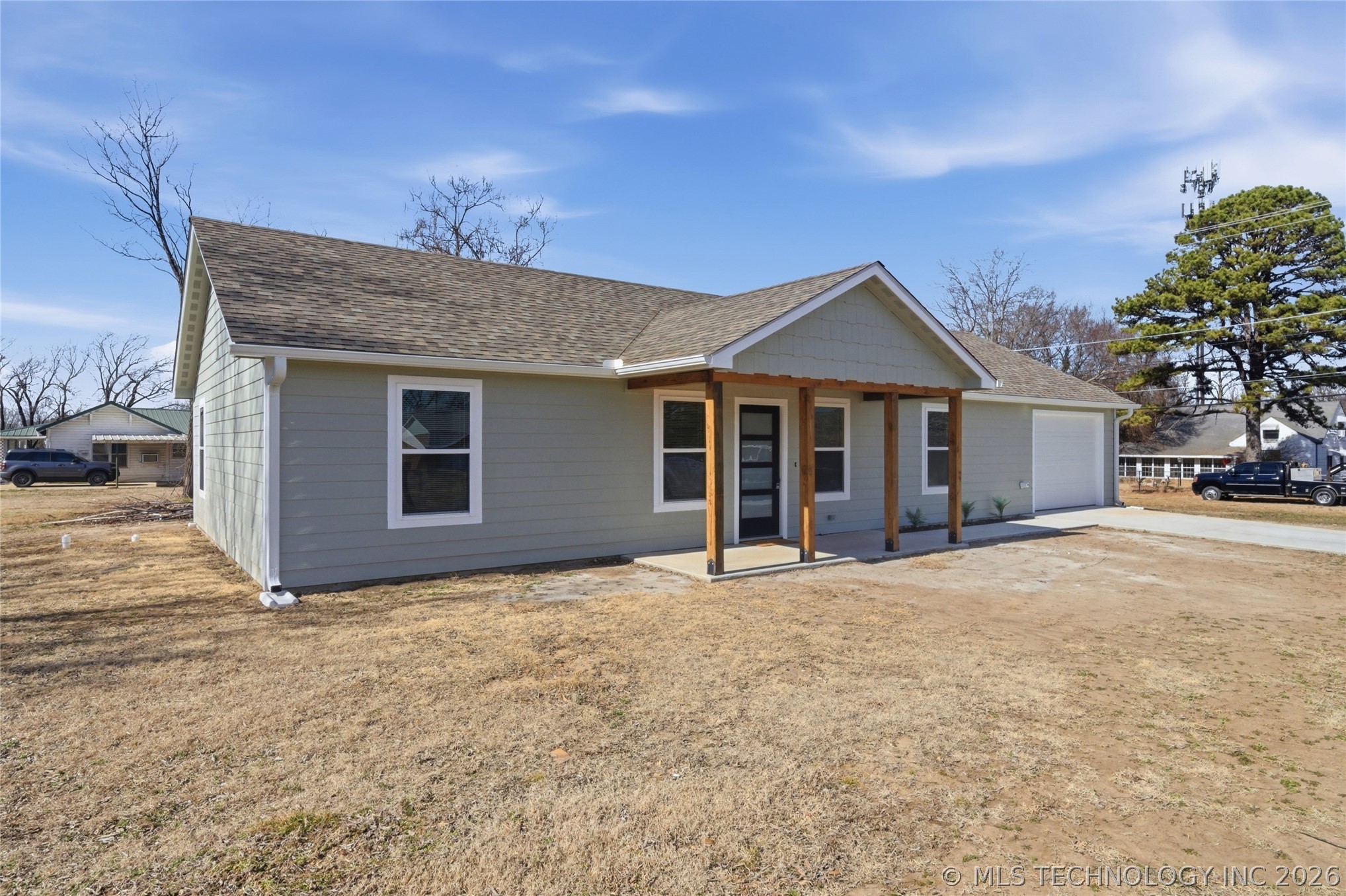 706 S Chickasaw Avenue Property Photo 2
