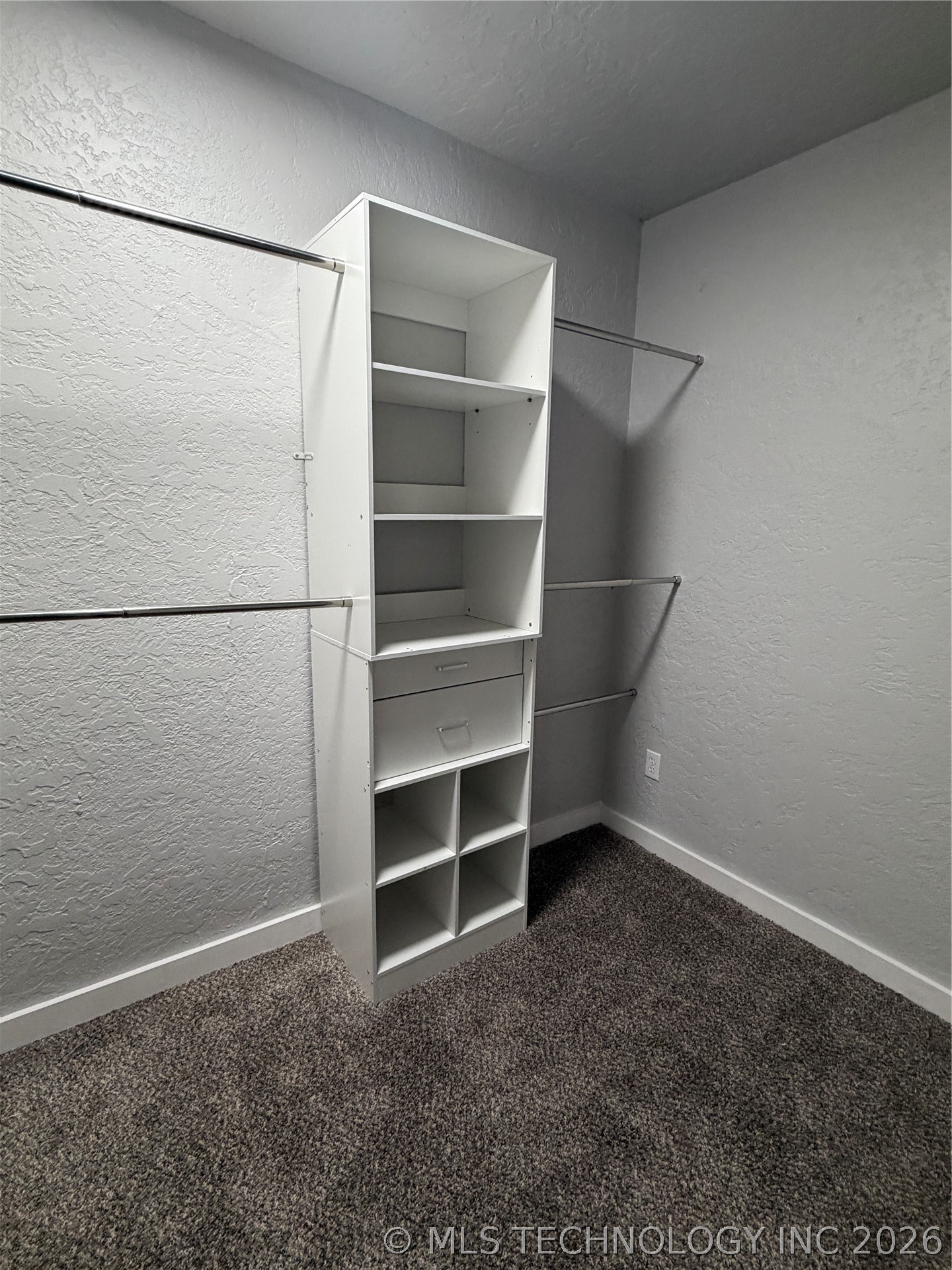 305 W Ash Avenue Property Photo 27