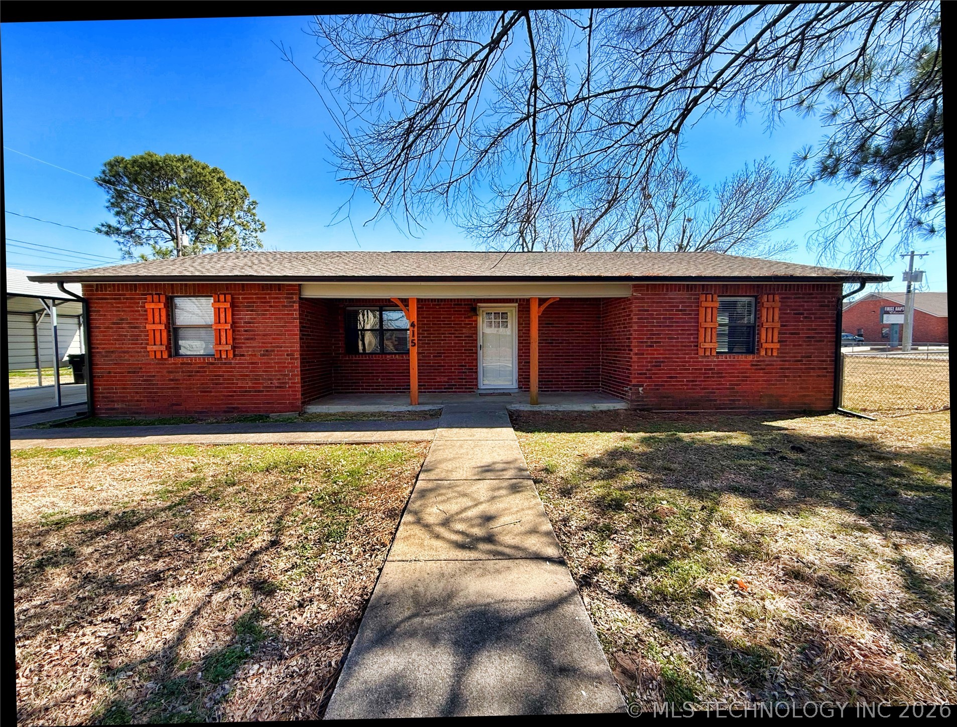 415 S 1st Street Property Photo 2