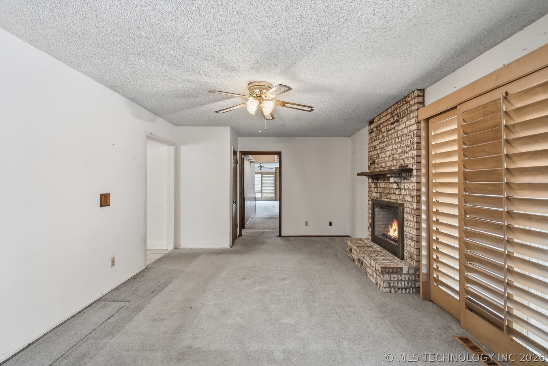 8320 S 36th West Avenue Property Photo 14