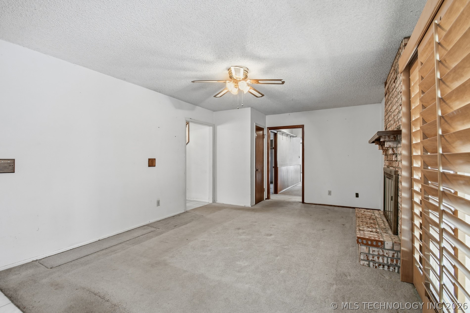 8320 S 36th West Avenue Property Photo 15
