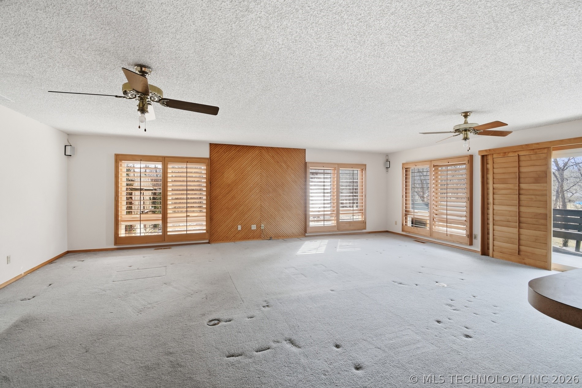 8320 S 36th West Avenue Property Photo 23