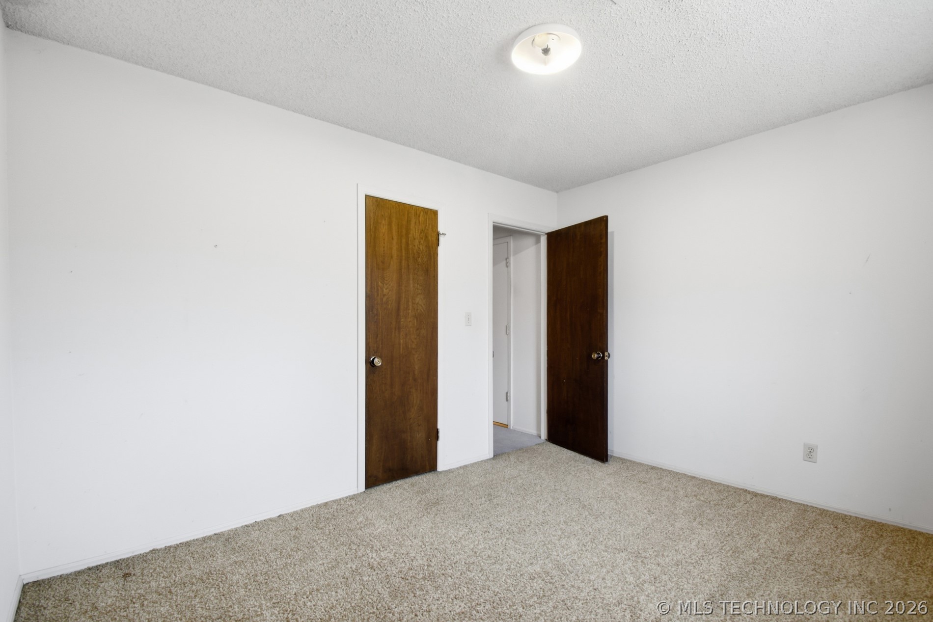 8320 S 36th West Avenue Property Photo 39