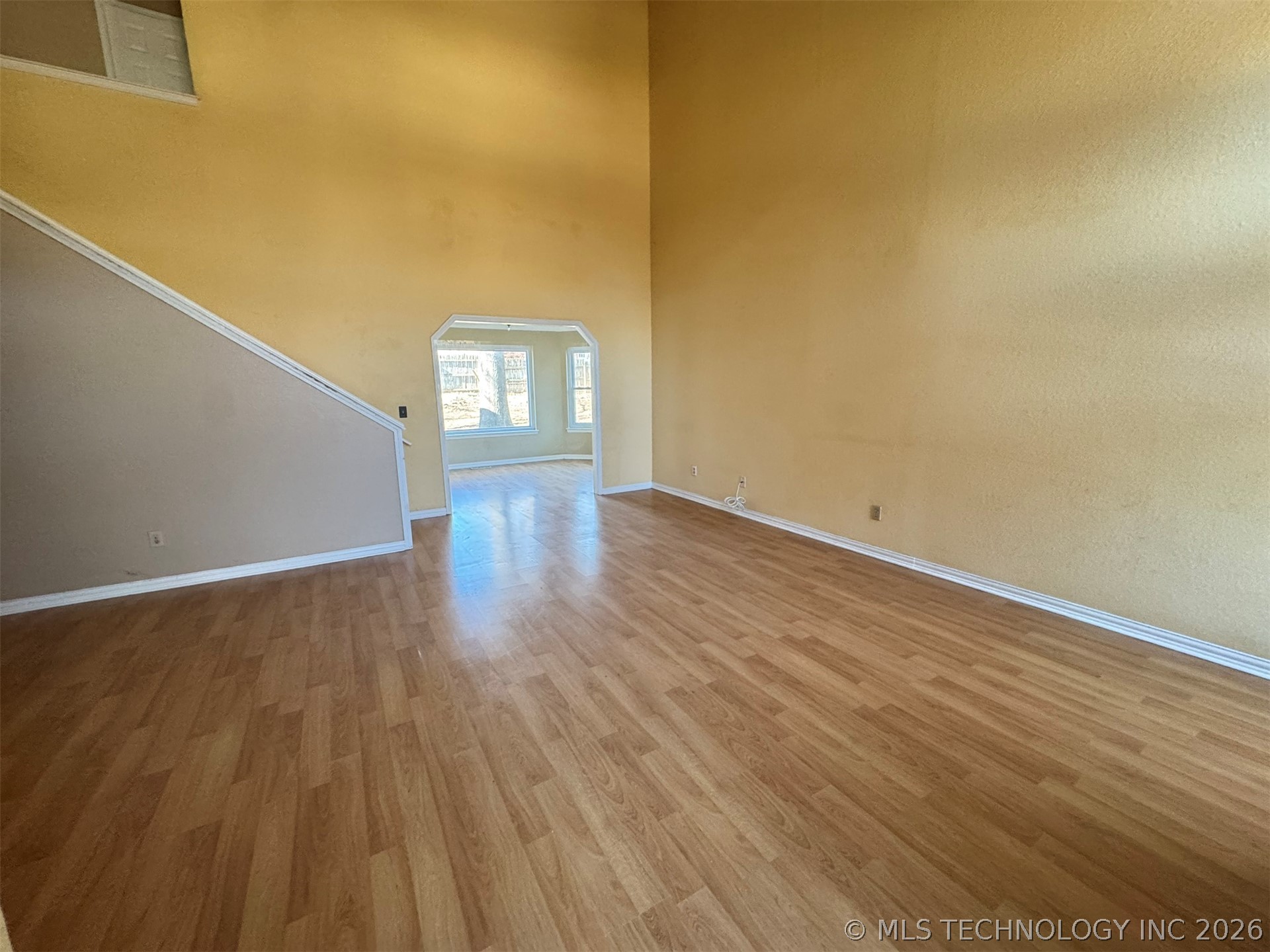 6900 S Ash Place Property Photo 3