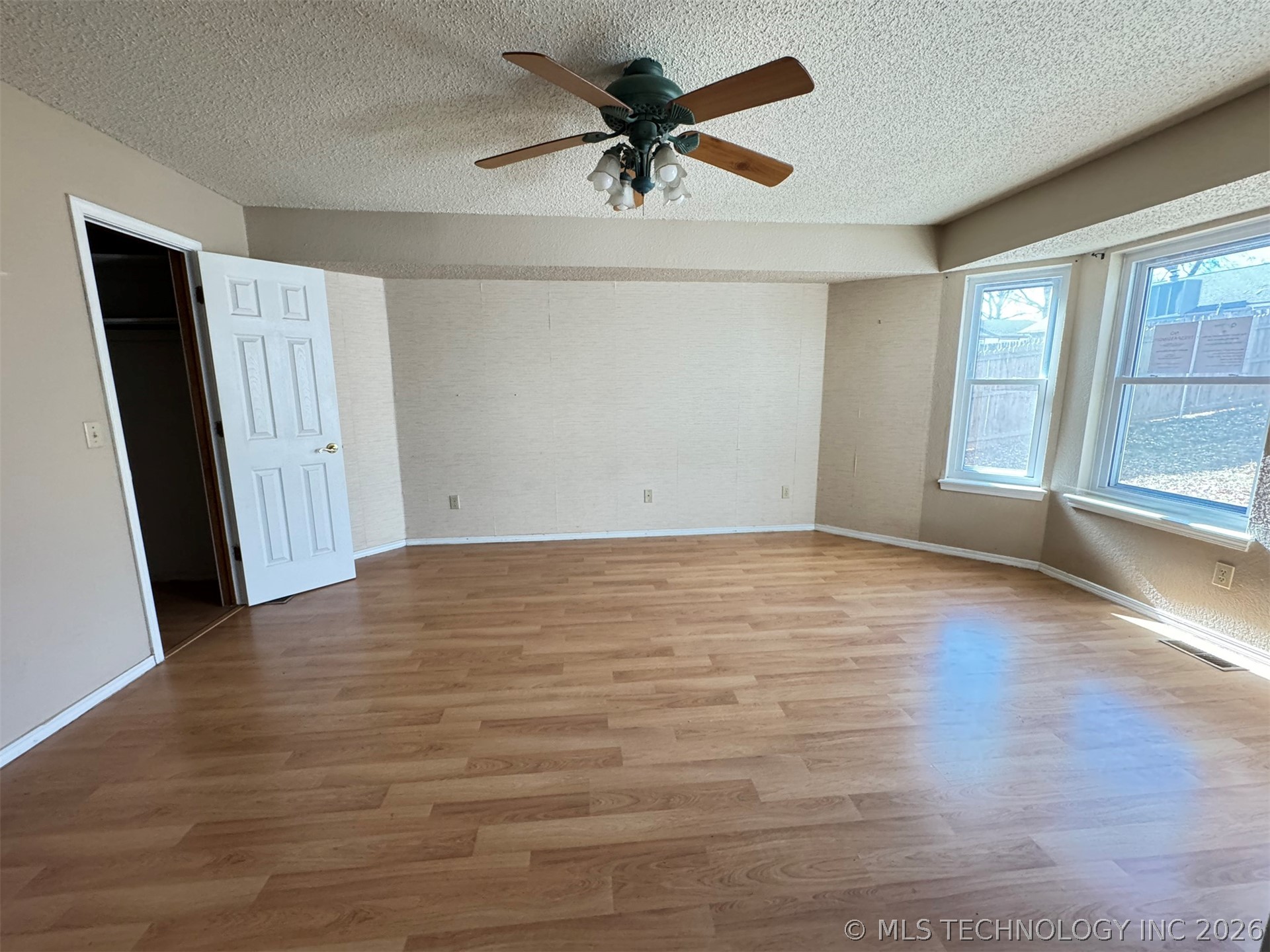 6900 S Ash Place Property Photo 14