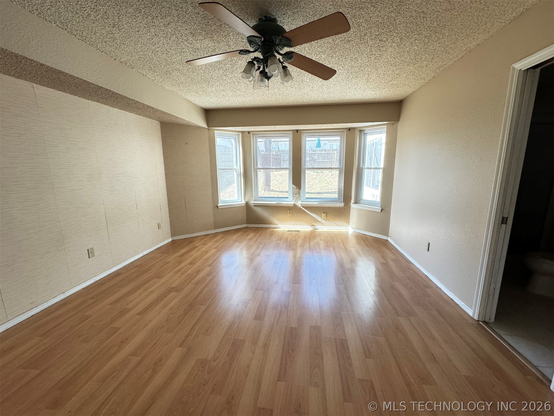 6900 S Ash Place Property Photo 15
