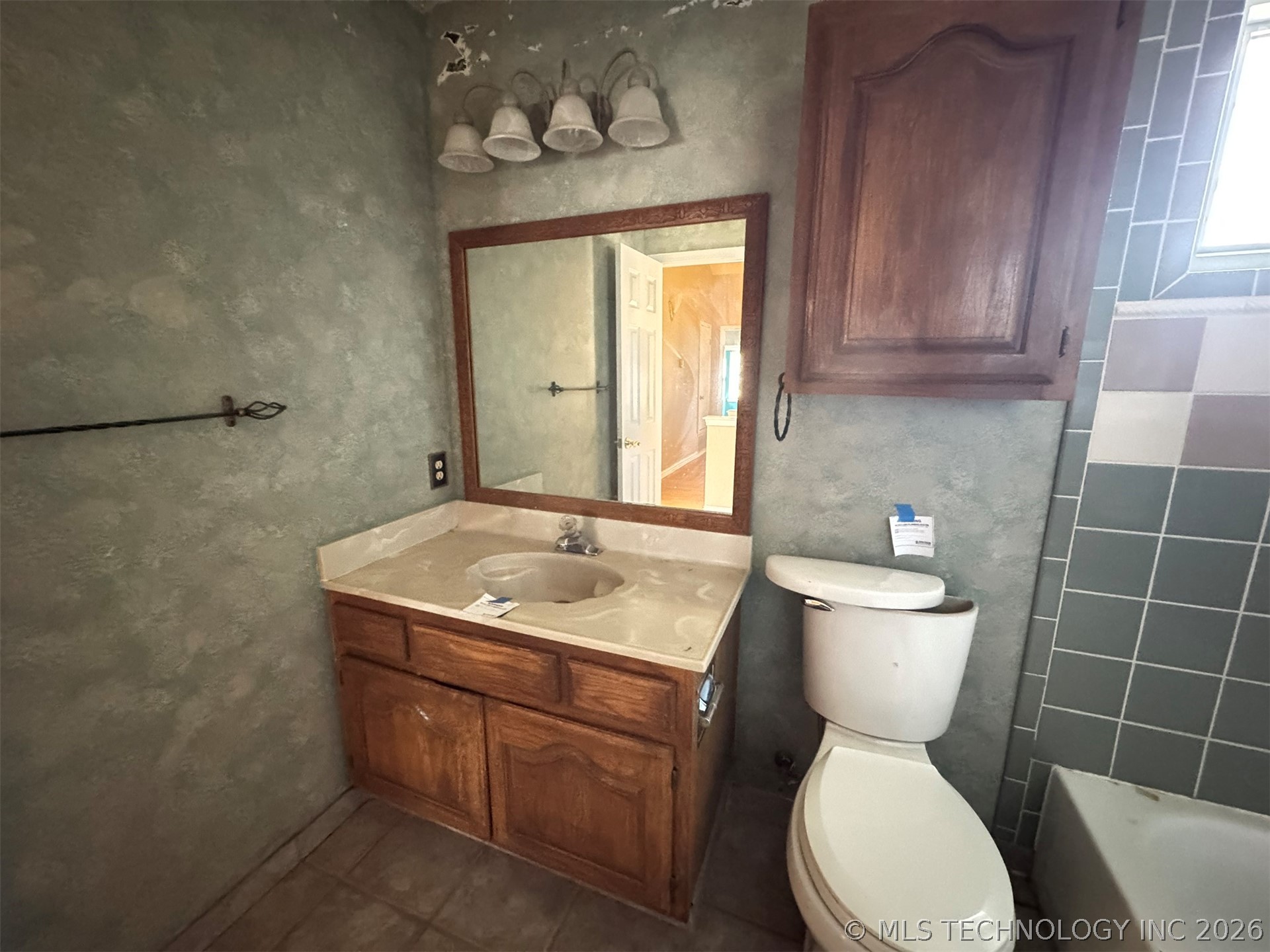 6900 S Ash Place Property Photo 21