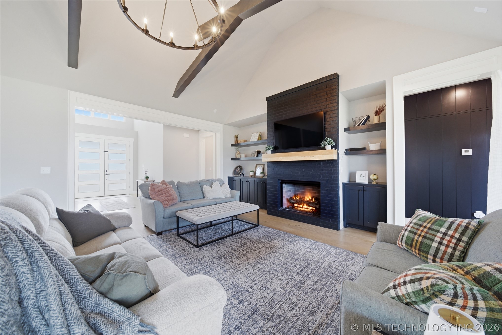 15 W 166th Place S Property Photo 9