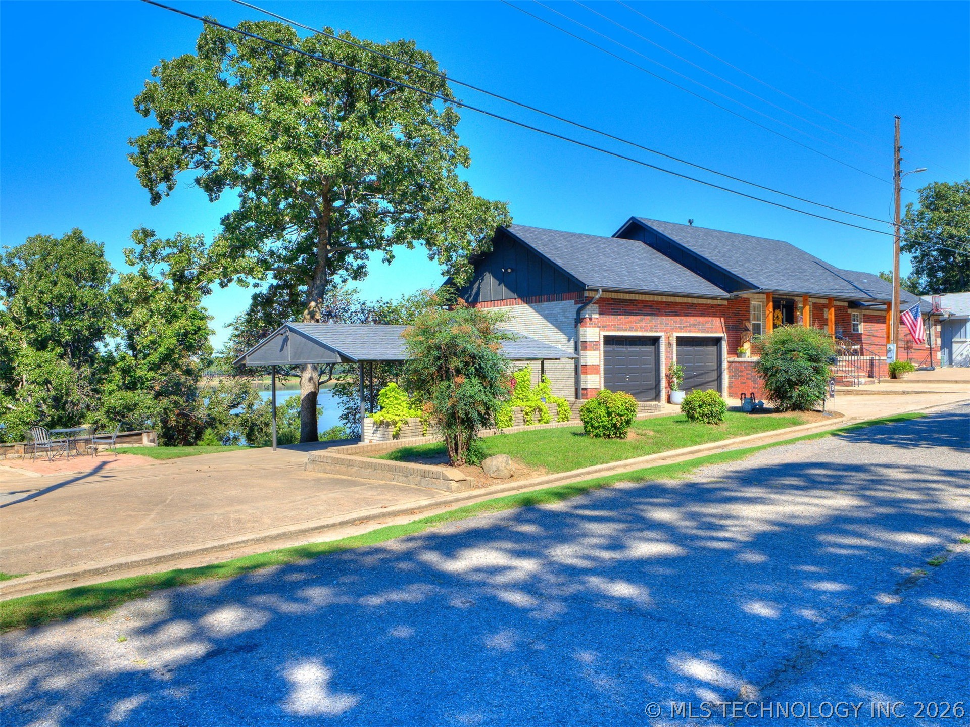 119 N Salt Creek Drive Property Photo 1