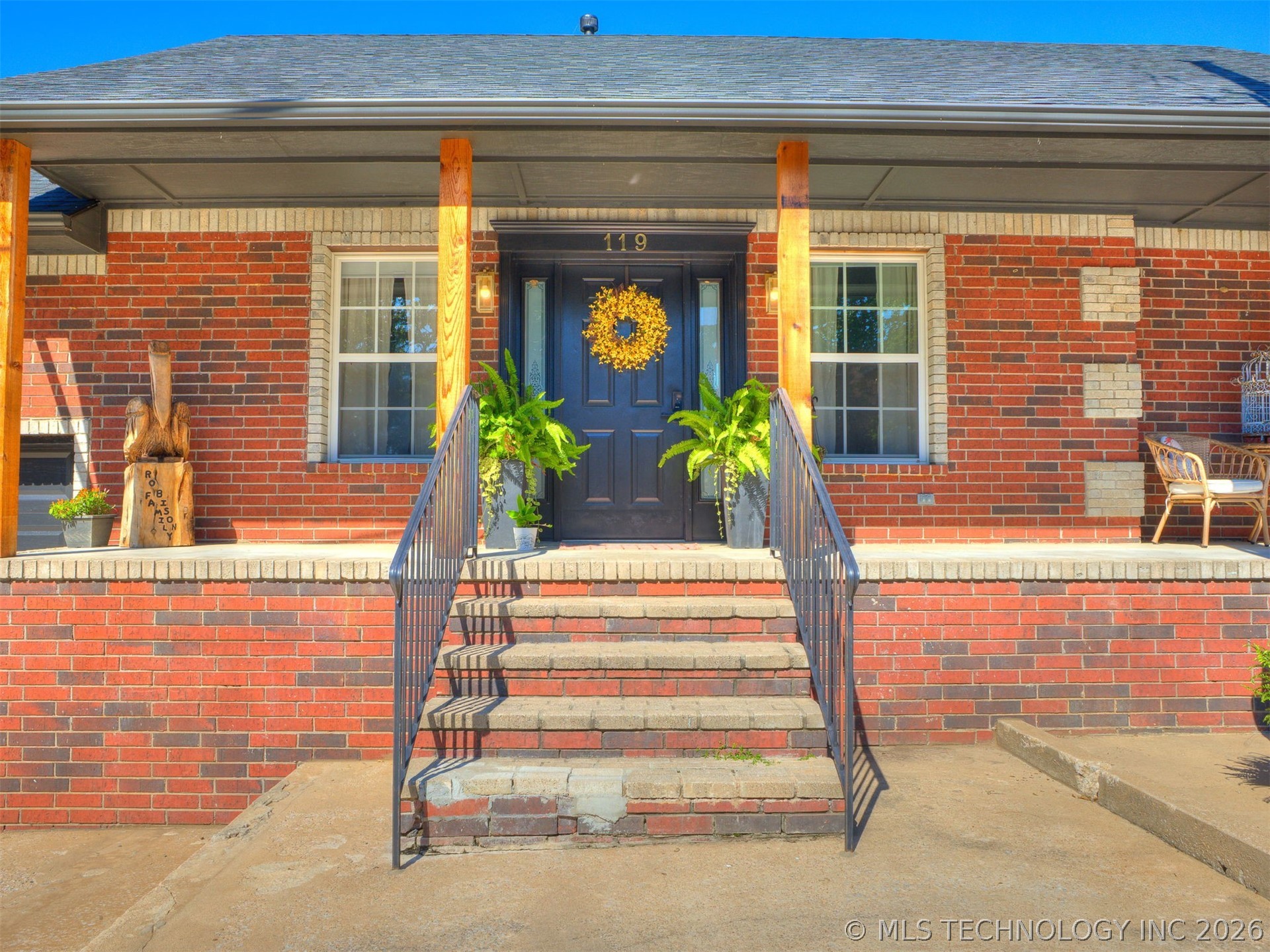119 N Salt Creek Drive Property Photo 6