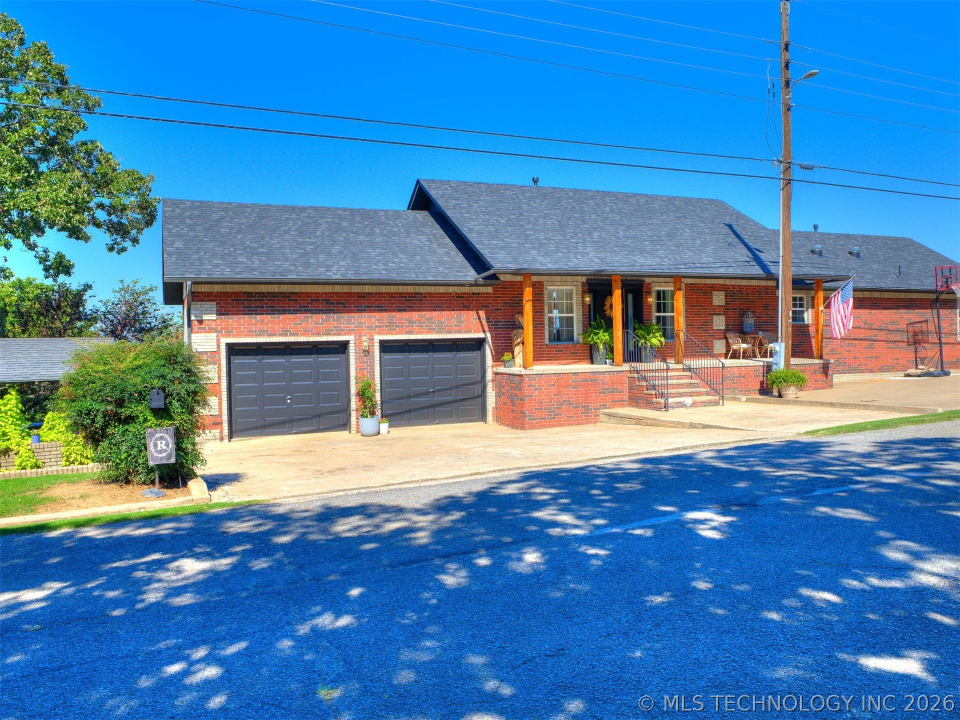 119 N Salt Creek Drive Property Photo 8