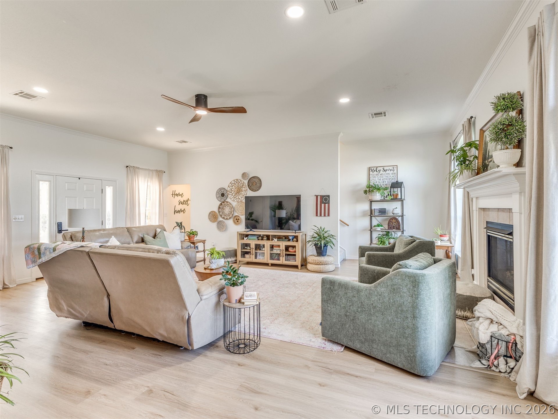 119 N Salt Creek Drive Property Photo 16