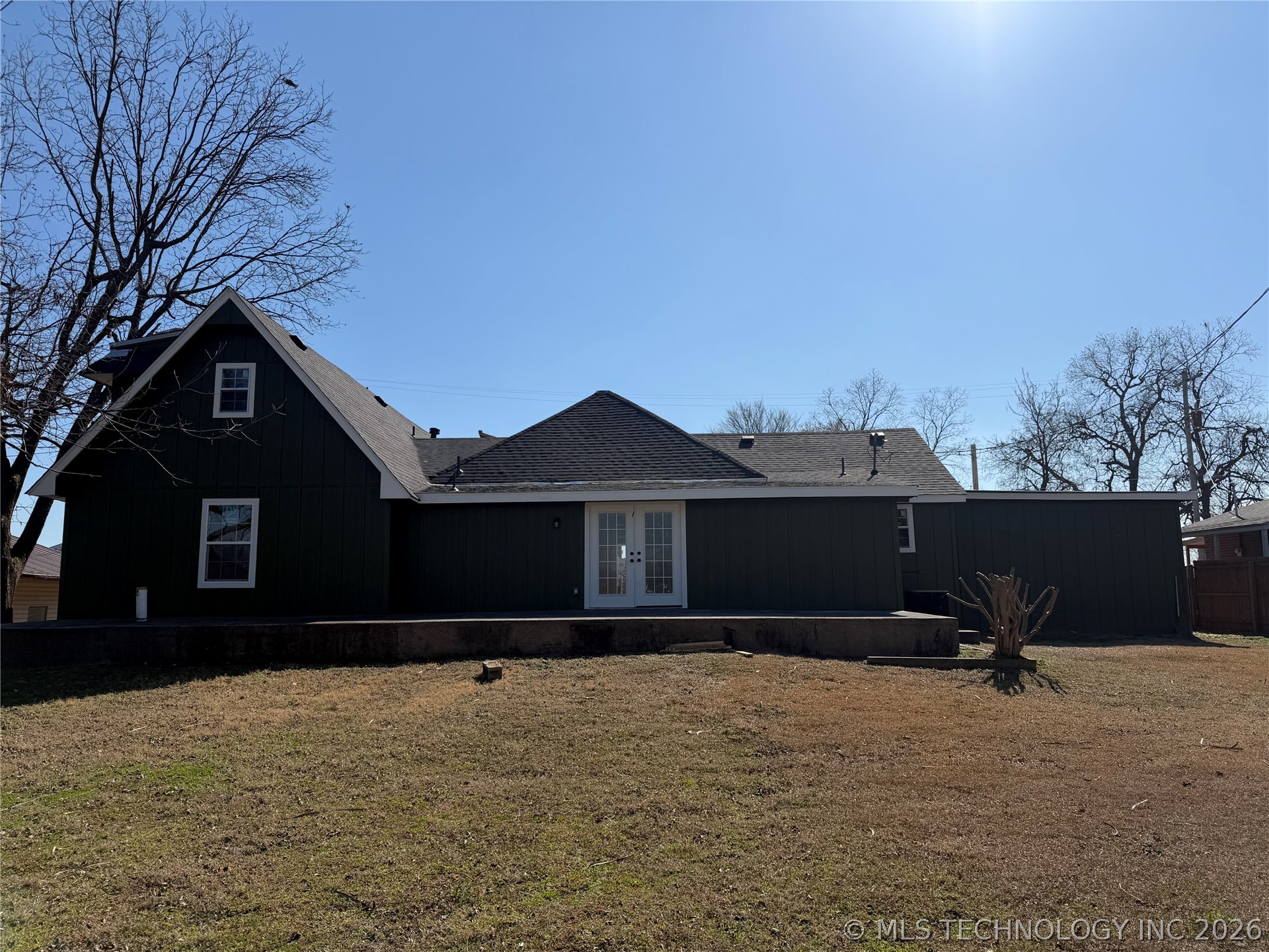 411 Booker T Washington Street Property Photo 4