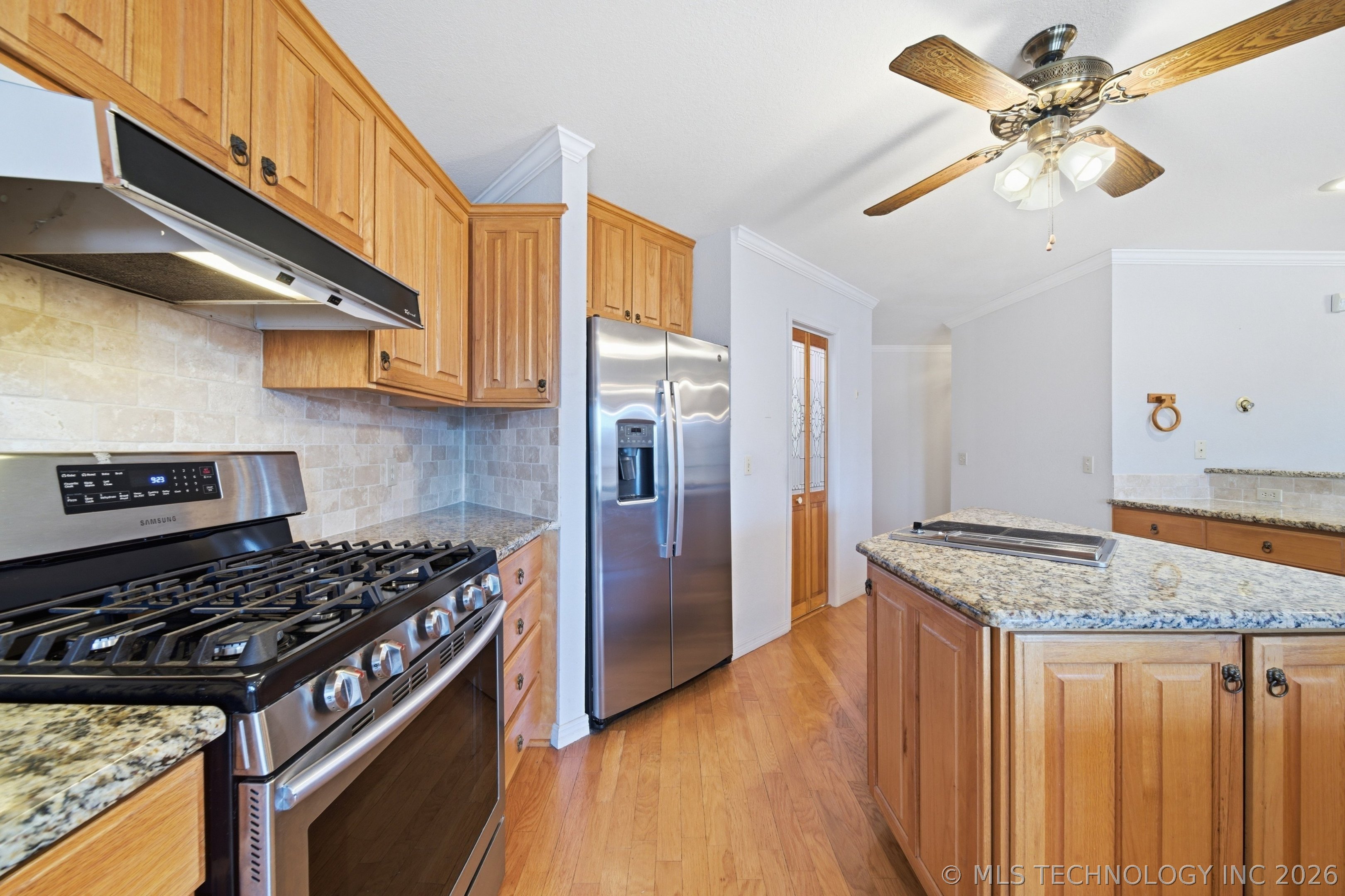 2601 E 57th Street Property Photo 15