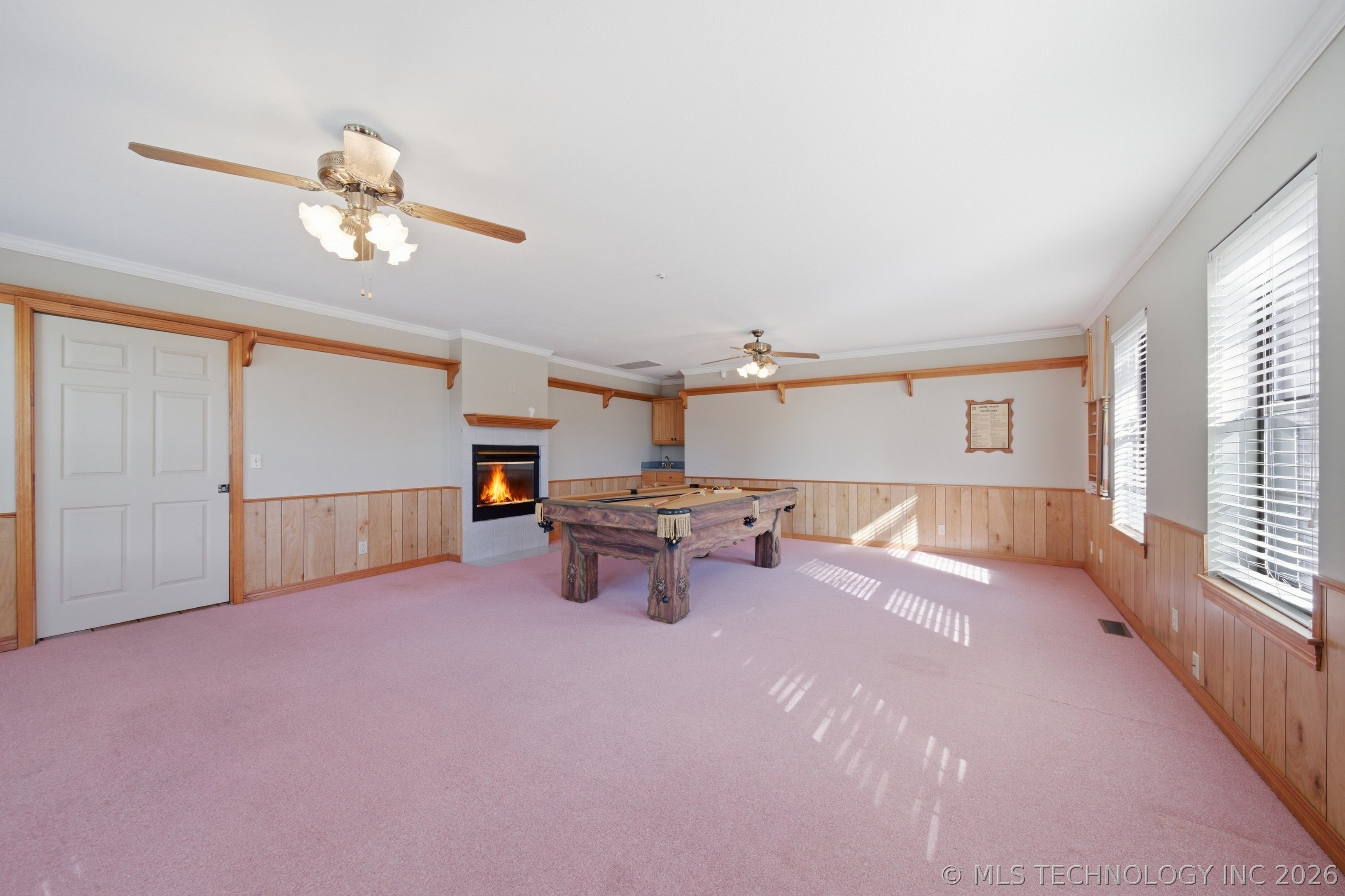 2601 E 57th Street Property Photo 33
