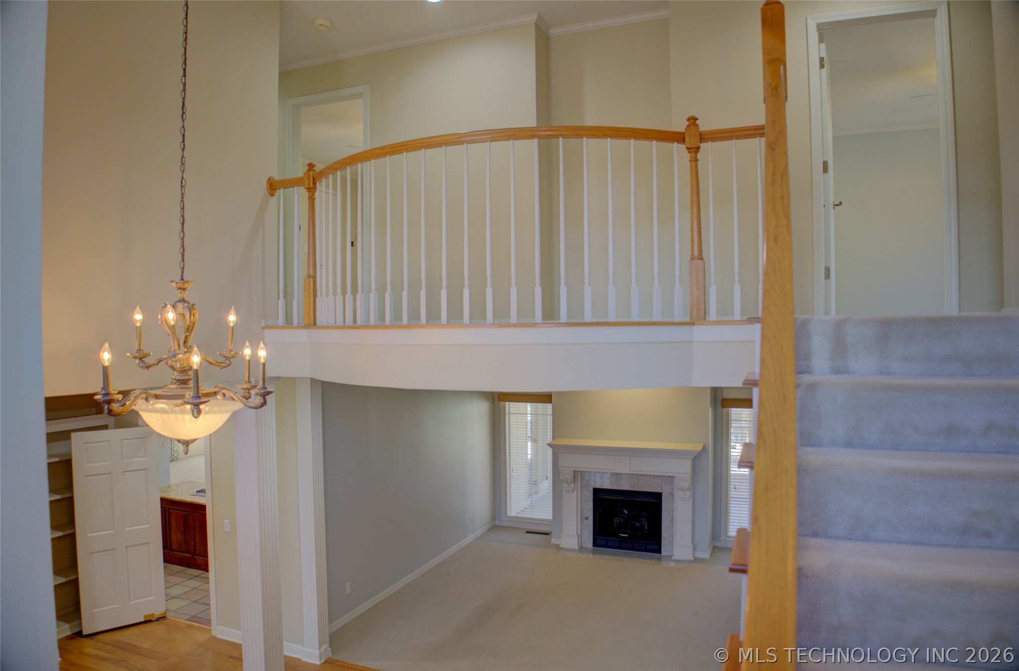 14712 S 53rd East Avenue Property Photo 6