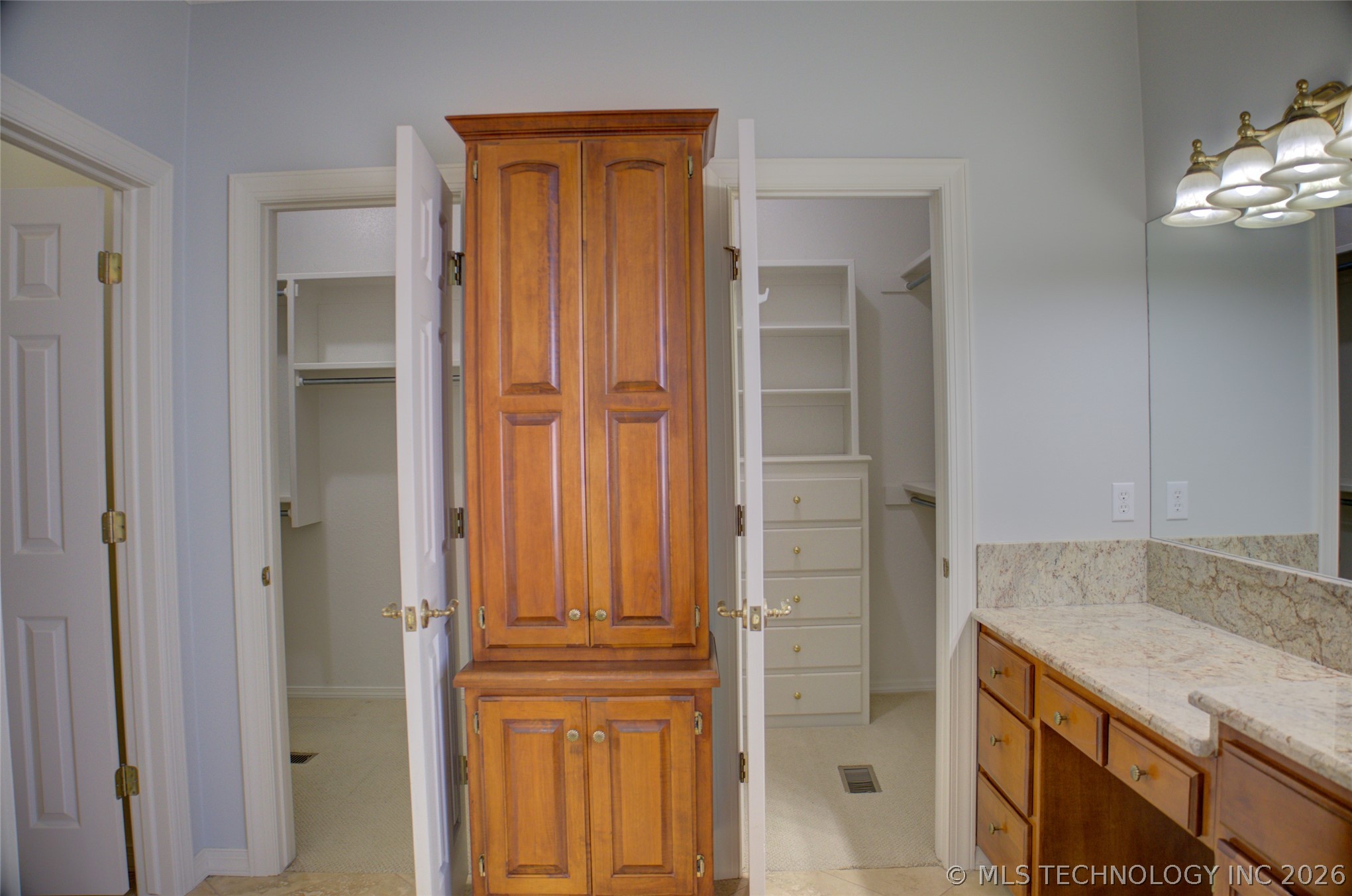 14712 S 53rd East Avenue Property Photo 48