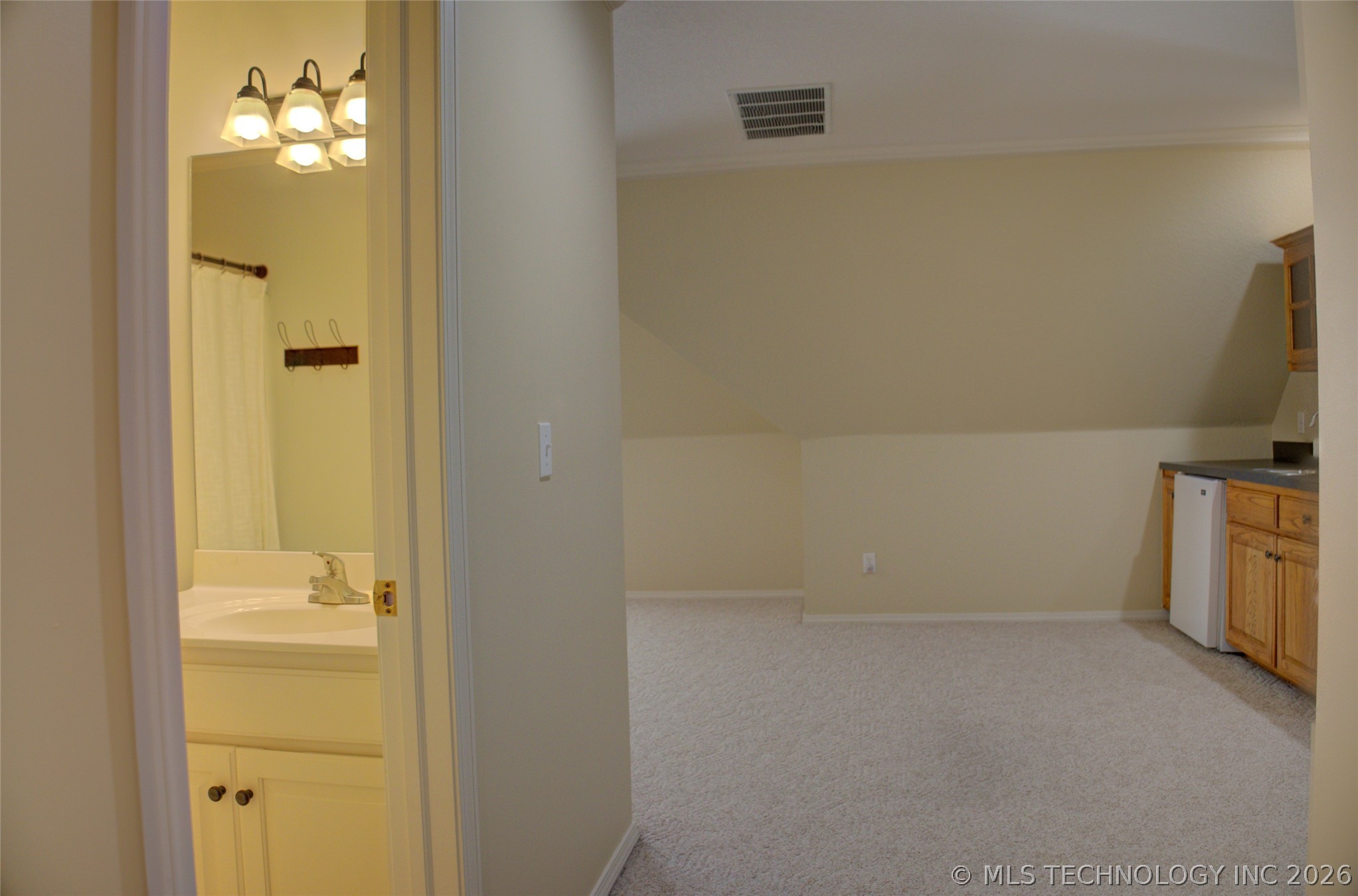 14712 S 53rd East Avenue Property Photo 57