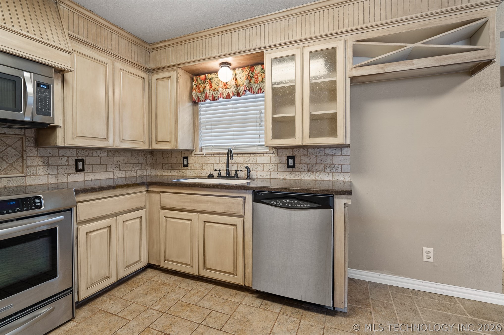 1411 Newport Road Property Photo 10