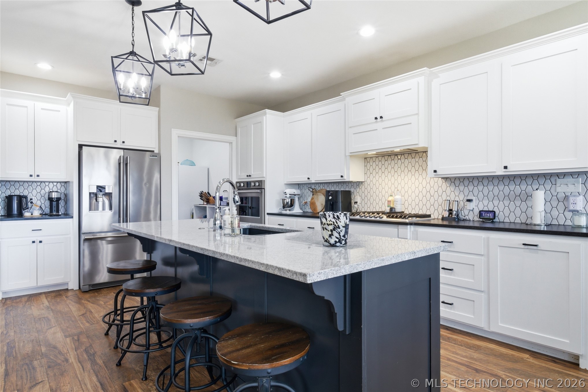 795 Blue Bird Lane Property Photo 12
