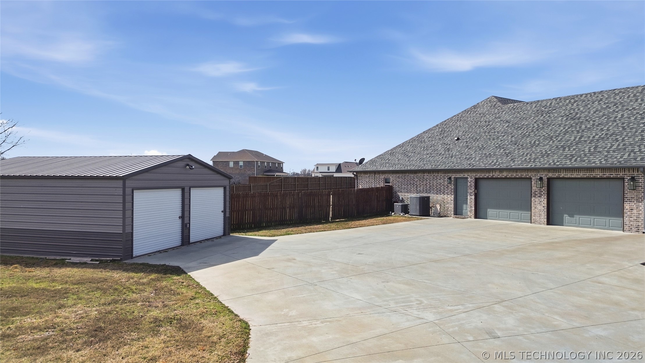 795 Blue Bird Lane Property Photo 48