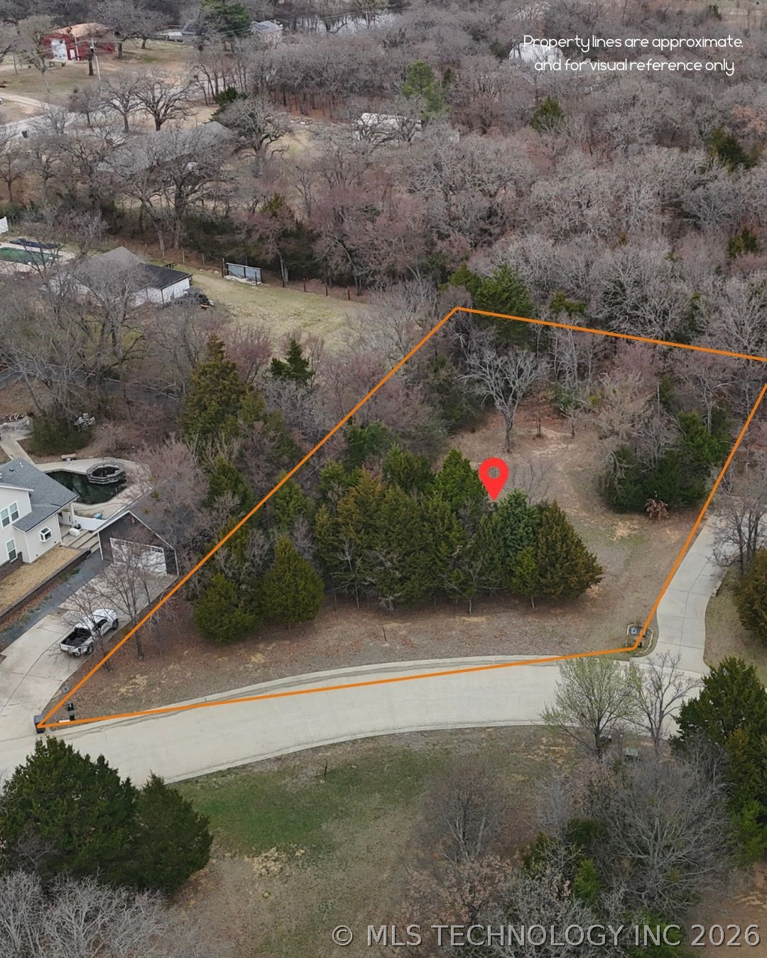 3541 Highland Oaks Property Photo 1
