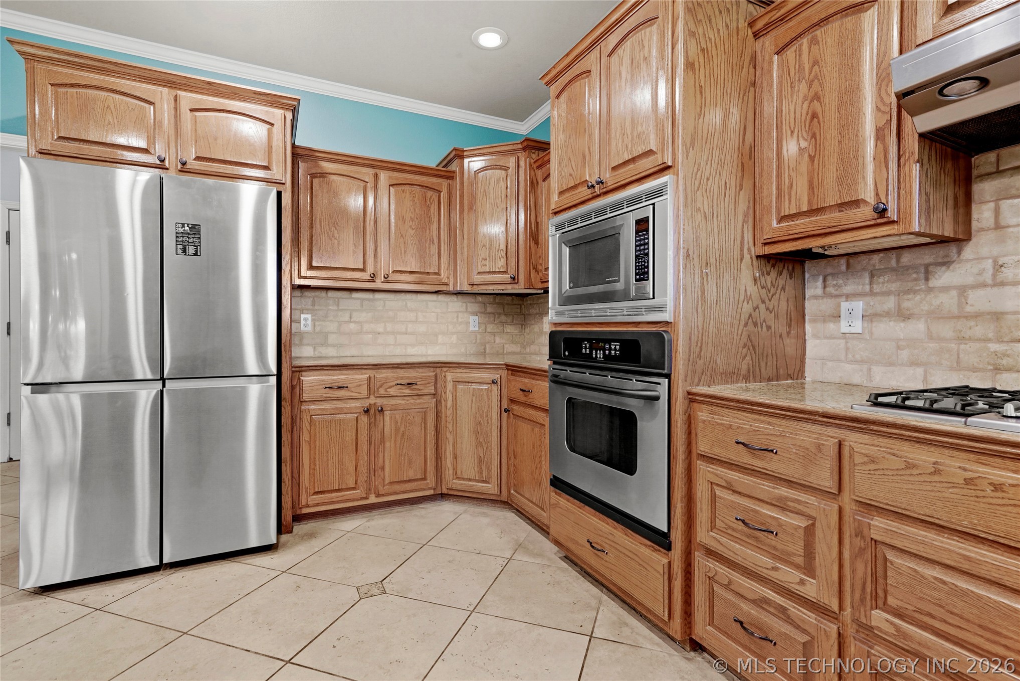 1474 S 271 West Avenue Property Photo 13