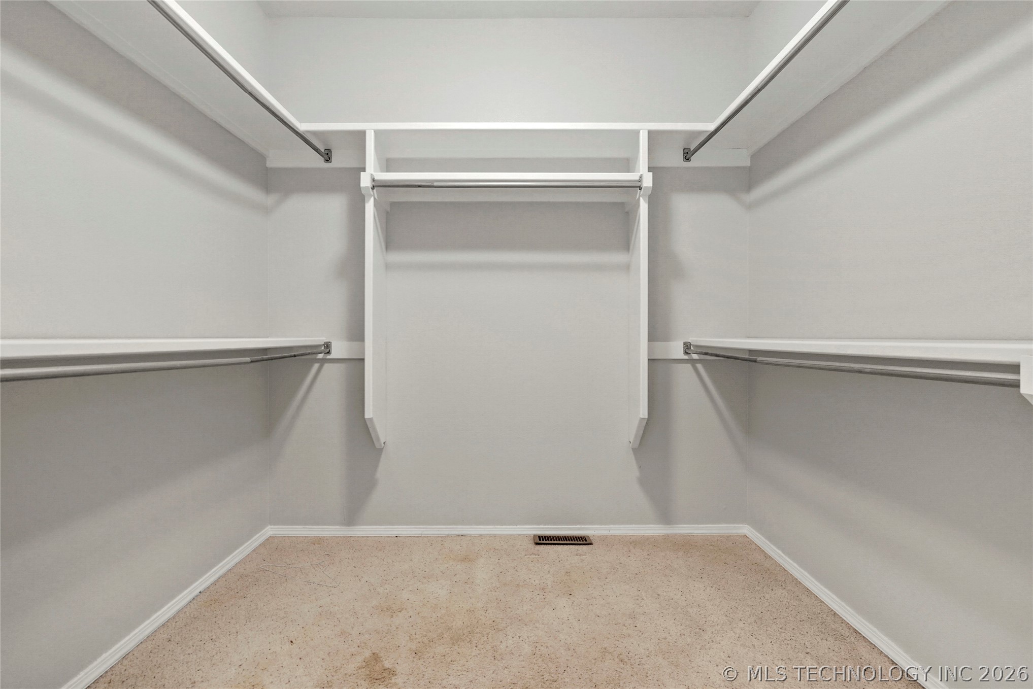 1474 S 271 West Avenue Property Photo 20
