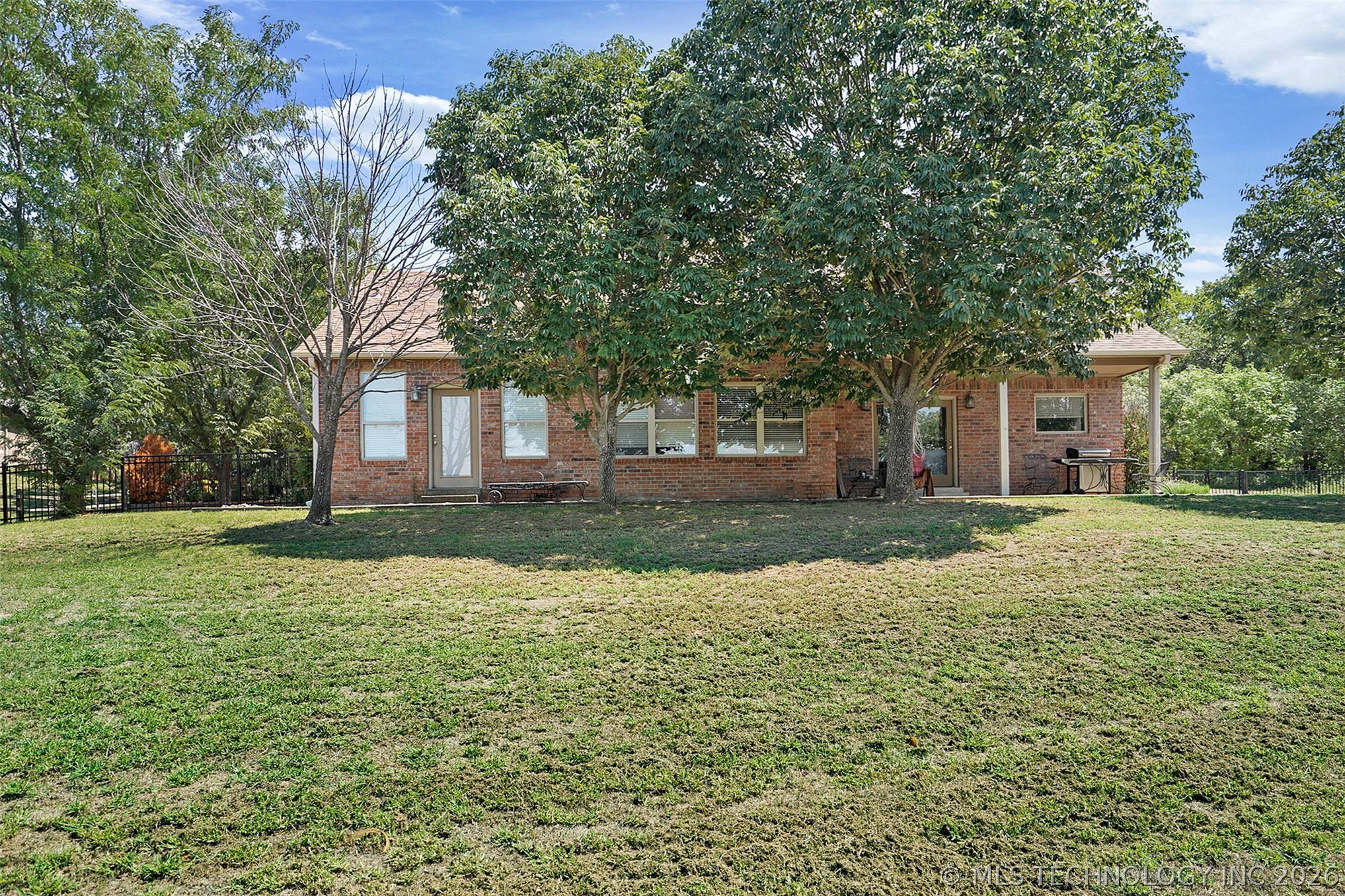 1474 S 271 West Avenue Property Photo 31