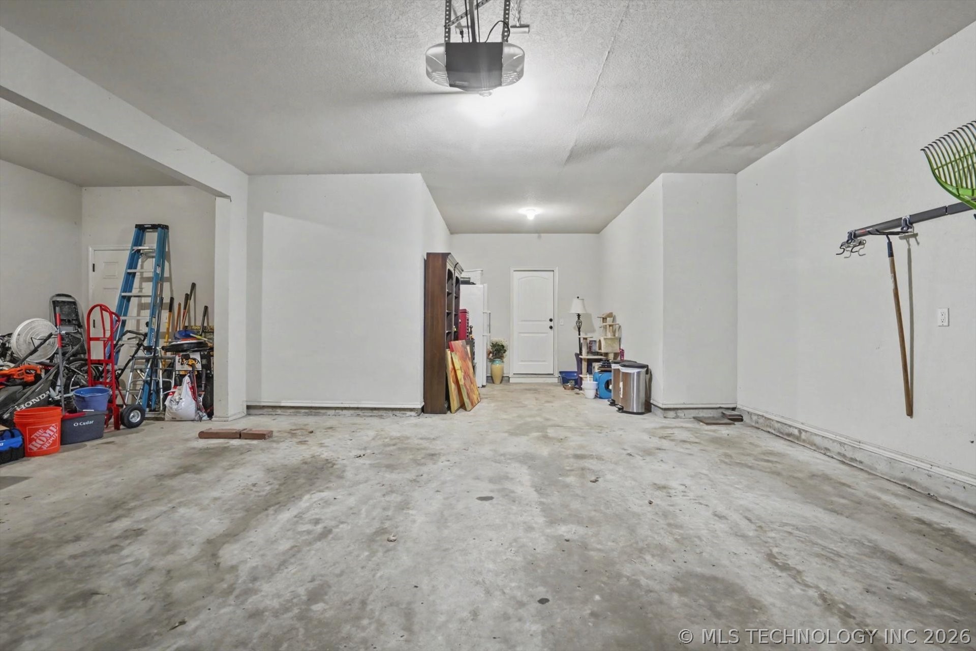 14506 S Florence Place S Property Photo 33