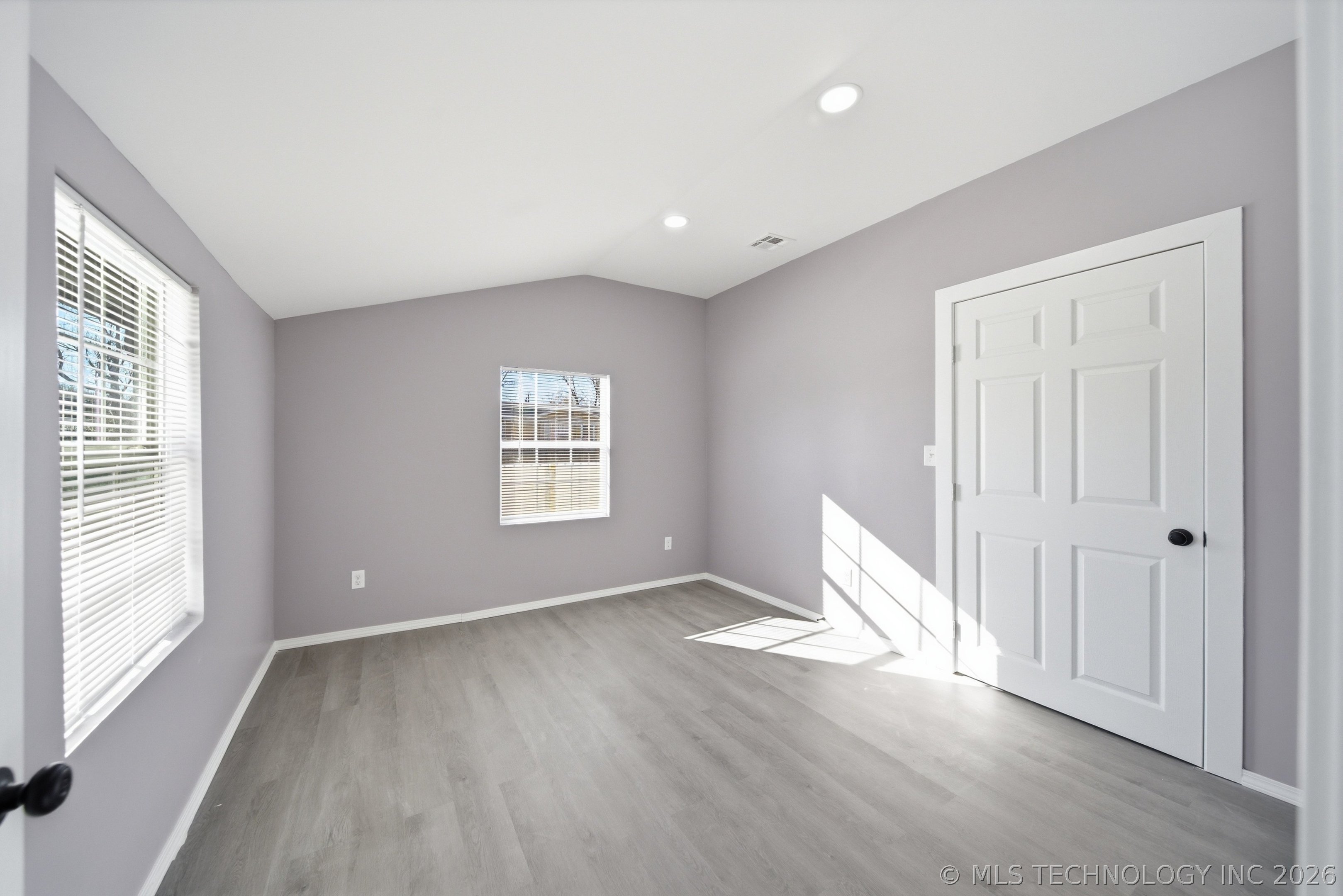 6206 W 62nd Street Property Photo 13