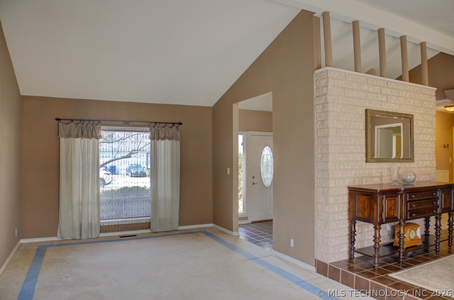 3805 S Canton Avenue Property Photo 8