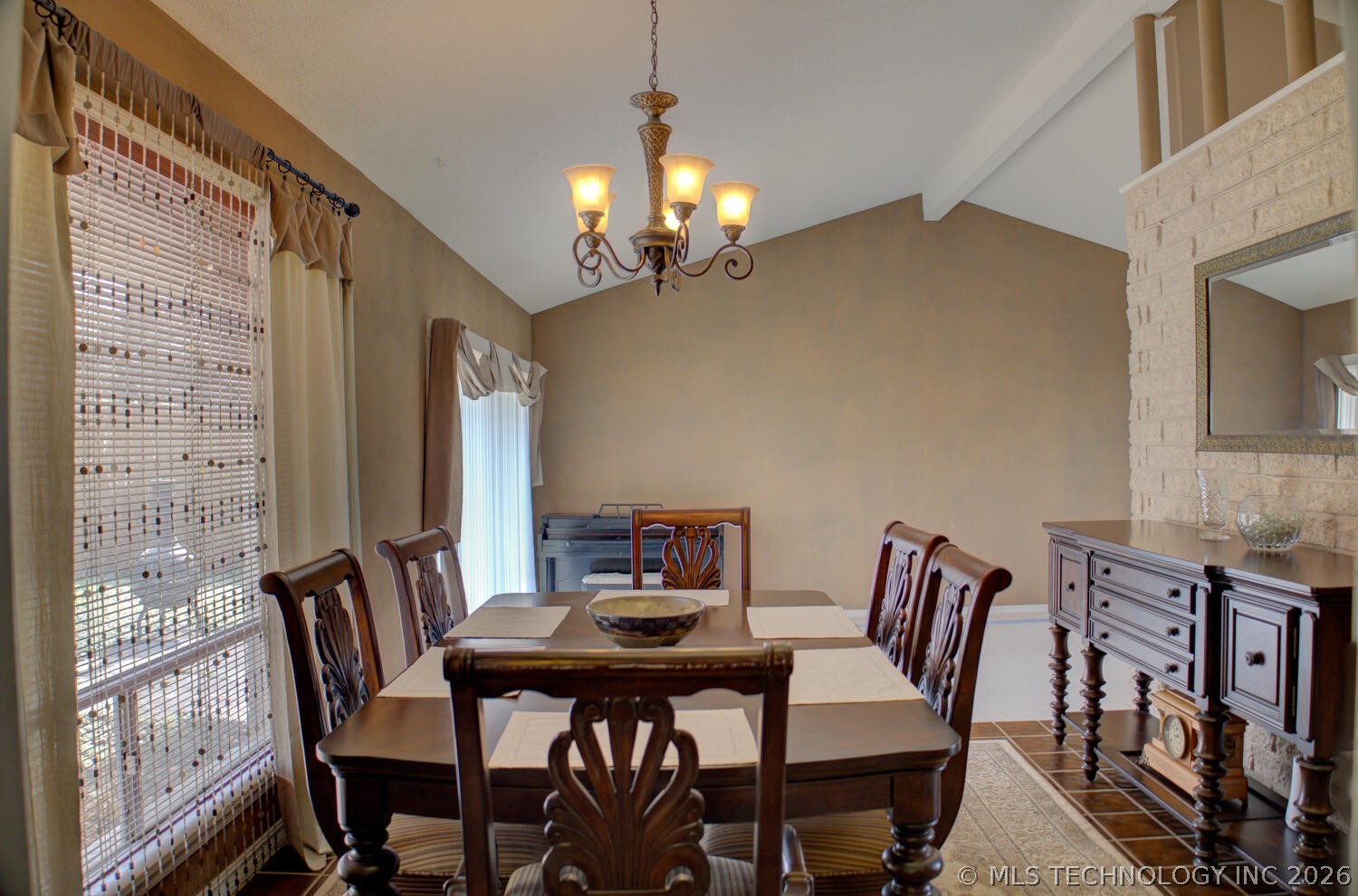3805 S Canton Avenue Property Photo 9