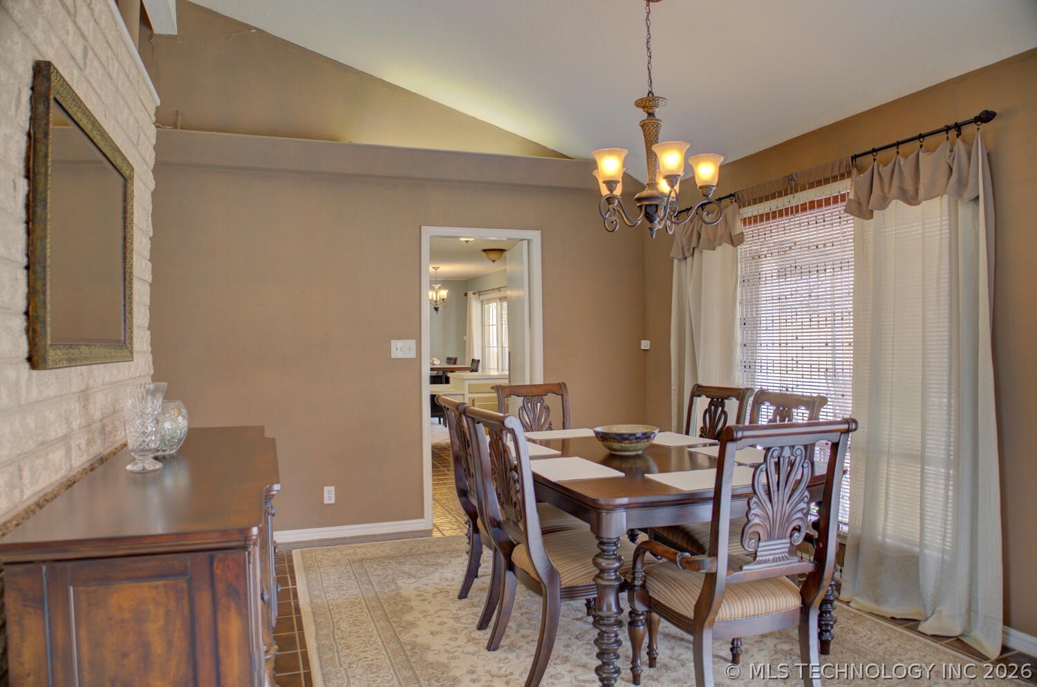 3805 S Canton Avenue Property Photo 11