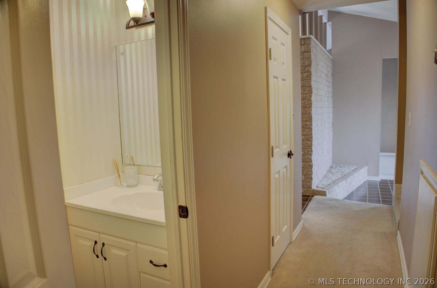 3805 S Canton Avenue Property Photo 24