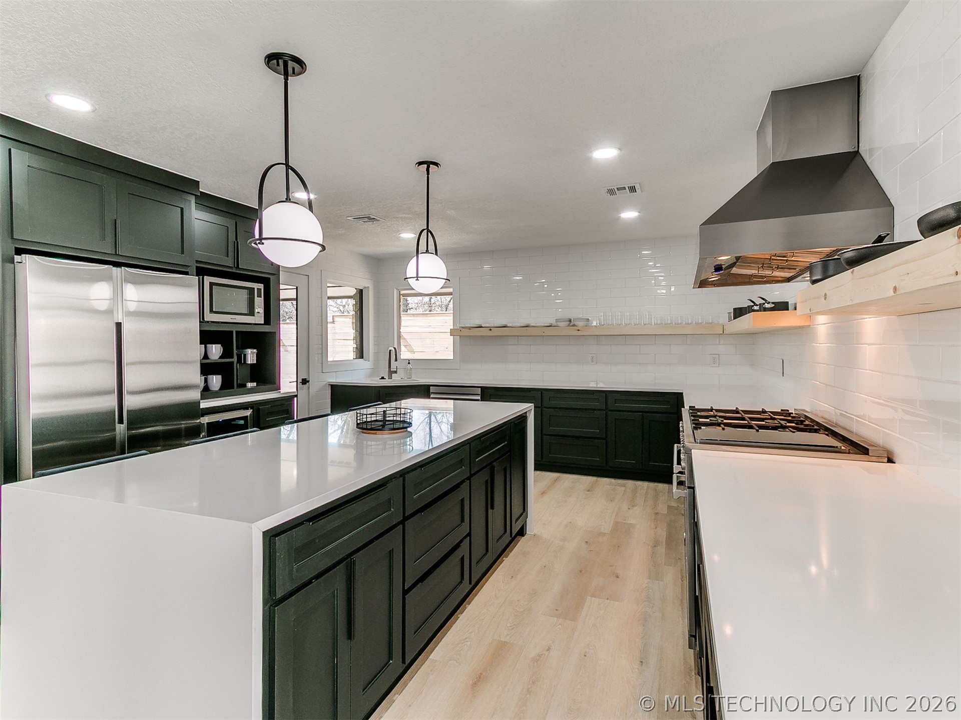7310 S College Place Property Photo 15