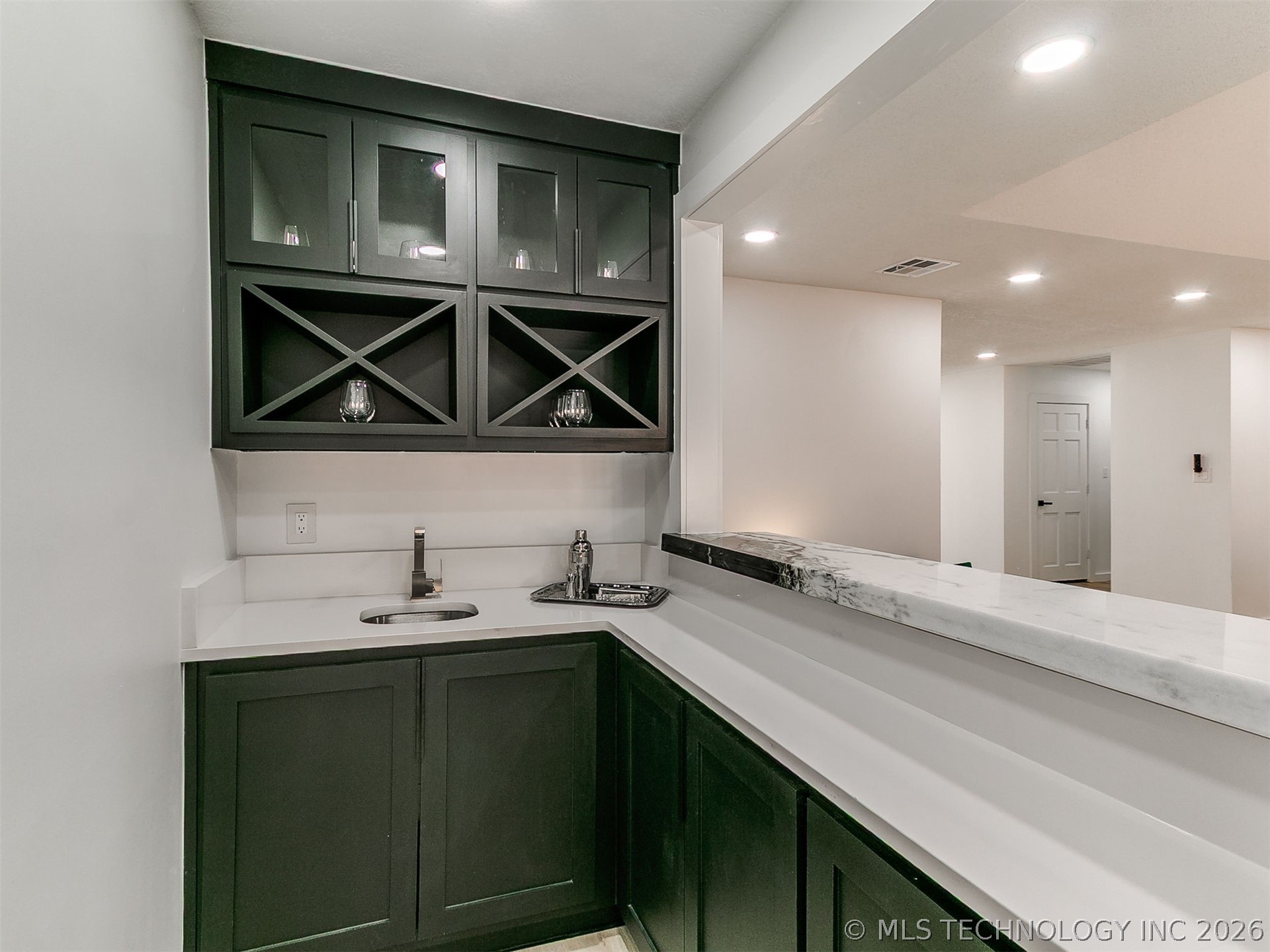 7310 S College Place Property Photo 25