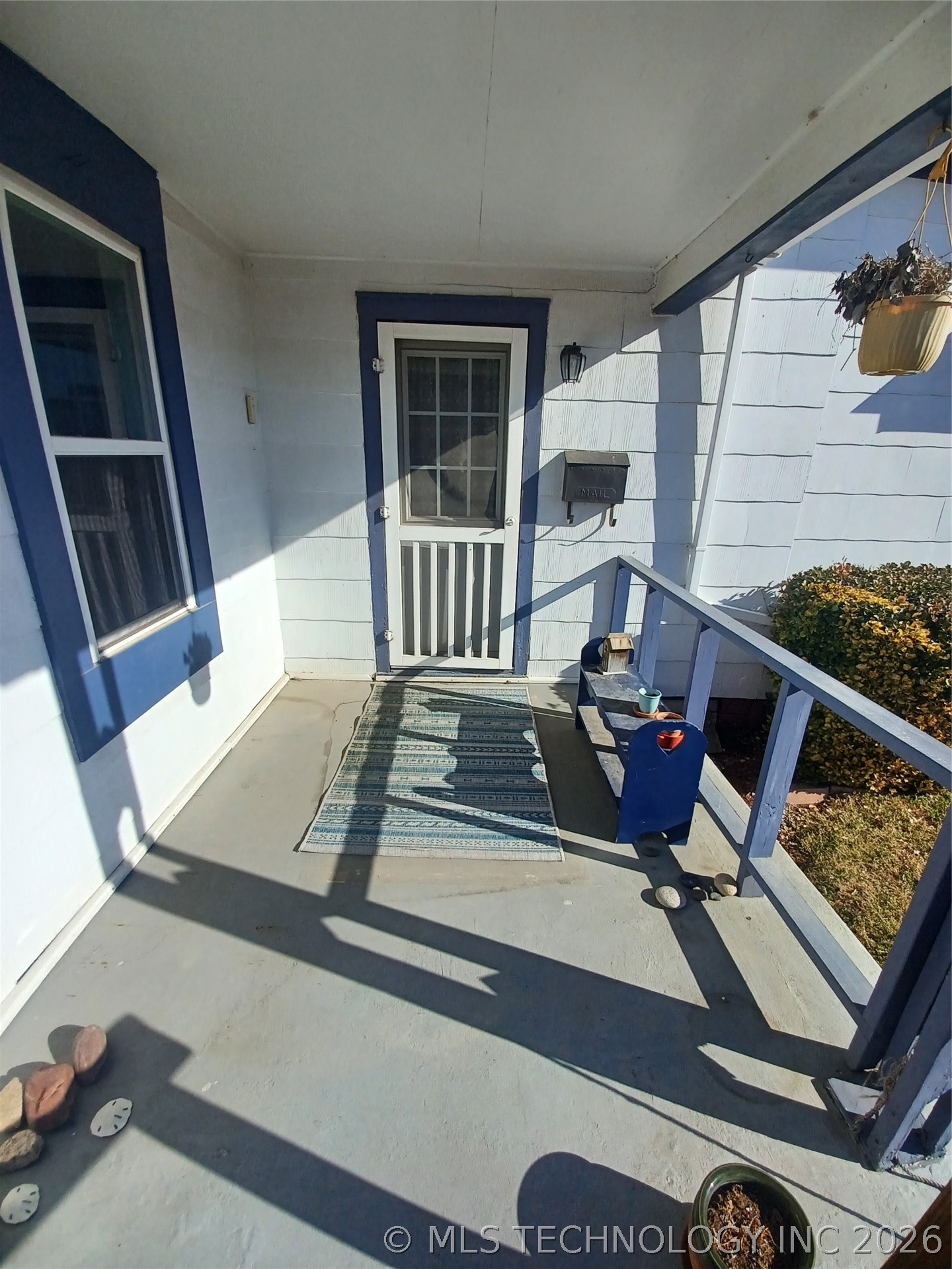 402 N Broadway Property Photo 5