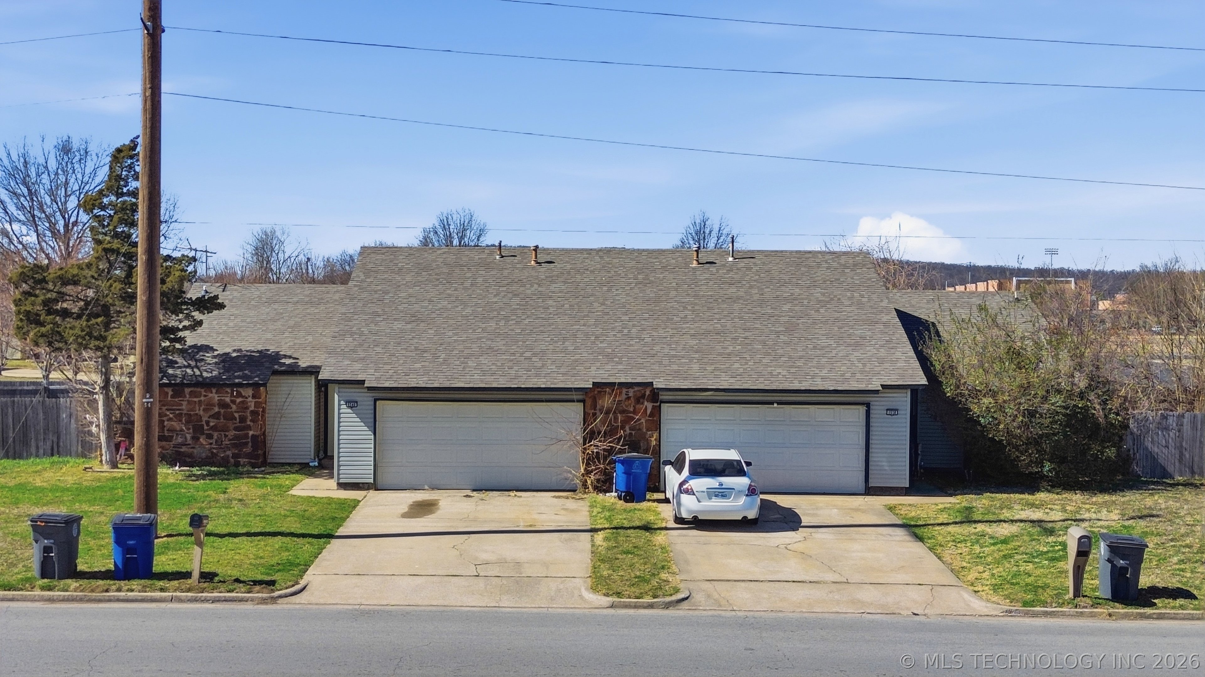 6538 S Yorktown Avenue Property Photo 1