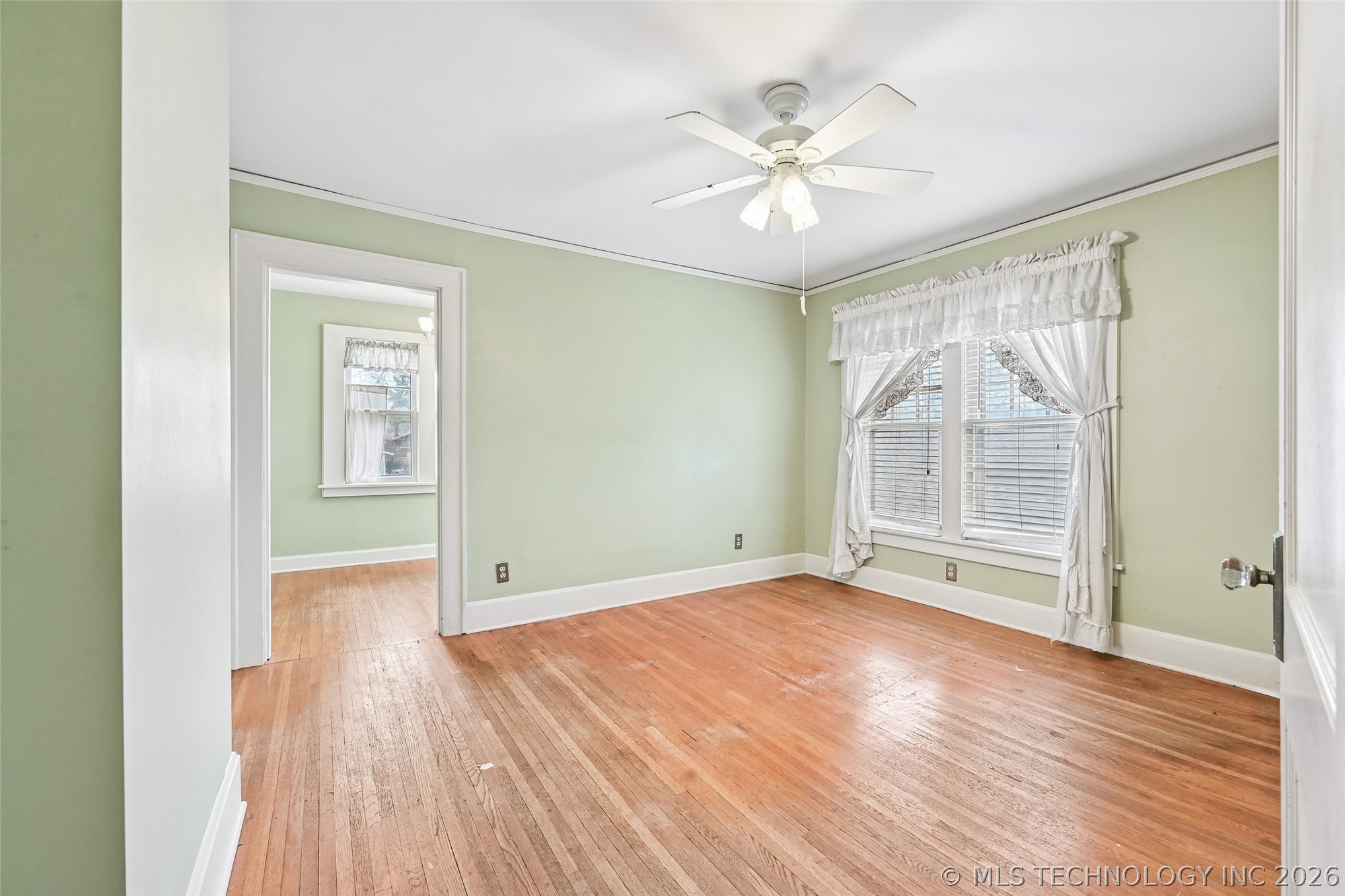 1343 E 19th Street Property Photo 14