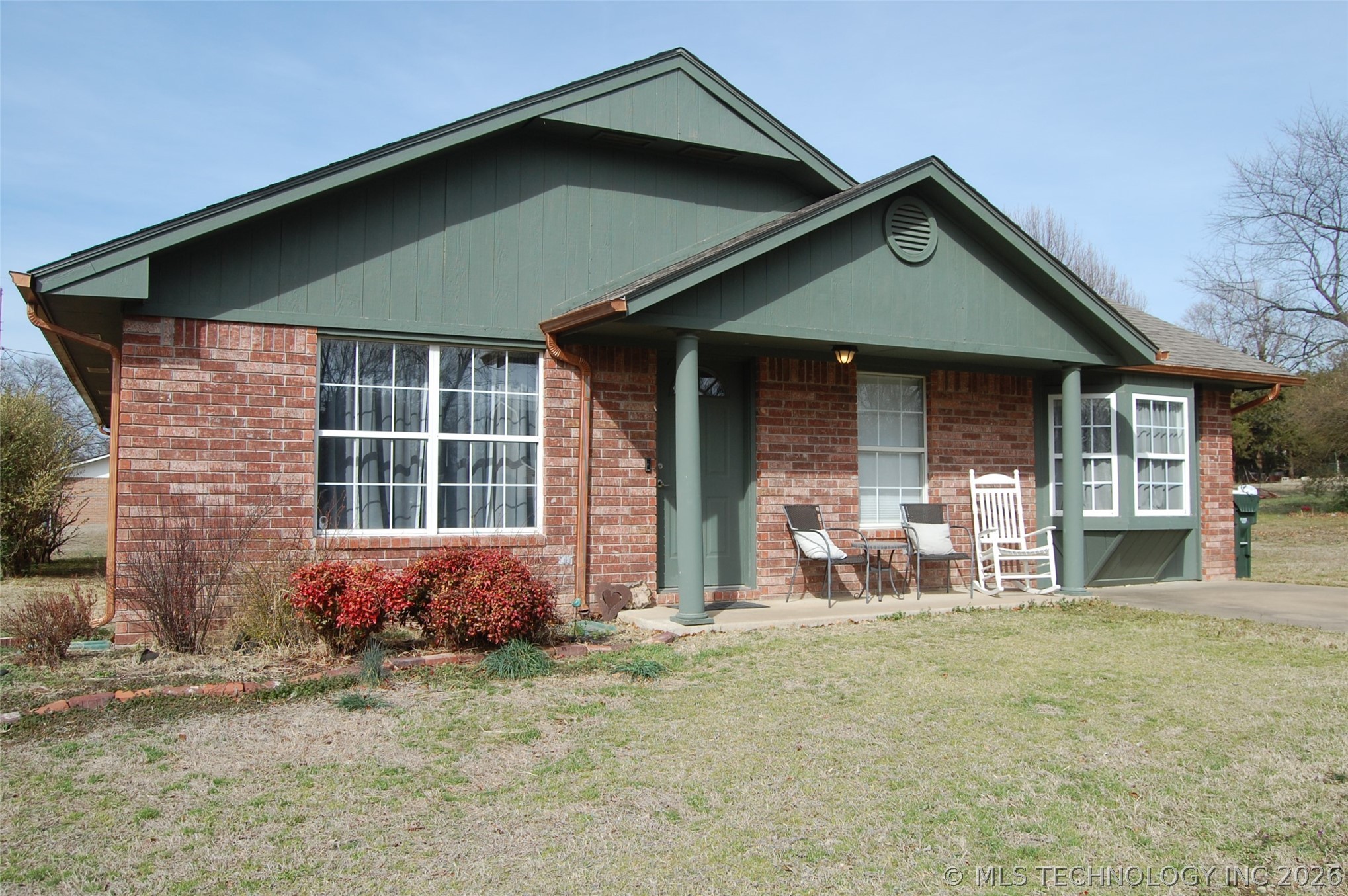 608 Pine Street Property Photo 2