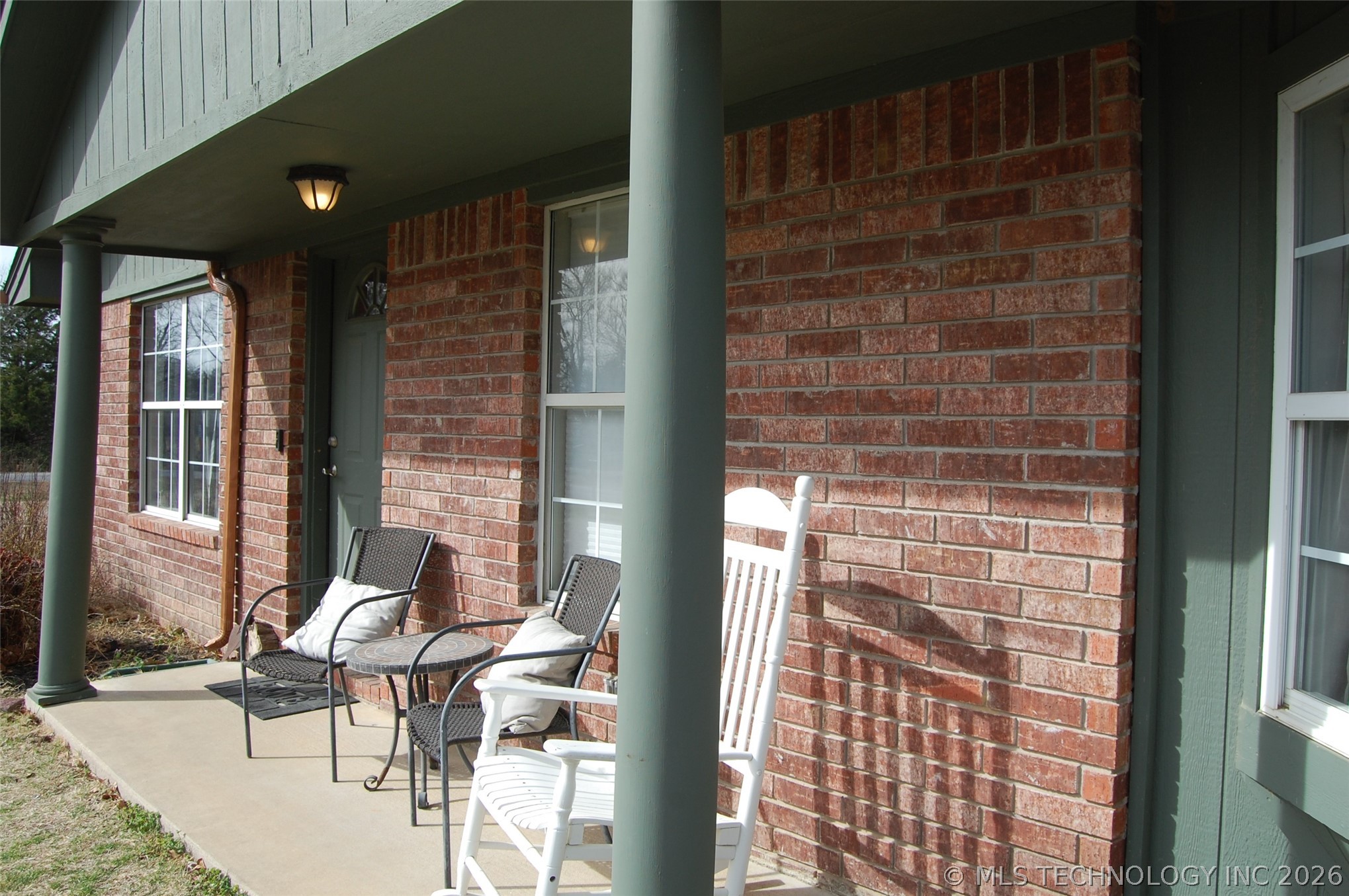 608 Pine Street Property Photo 3