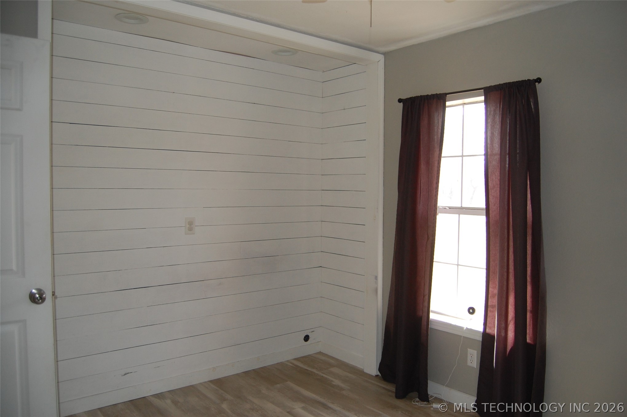 608 Pine Street Property Photo 16