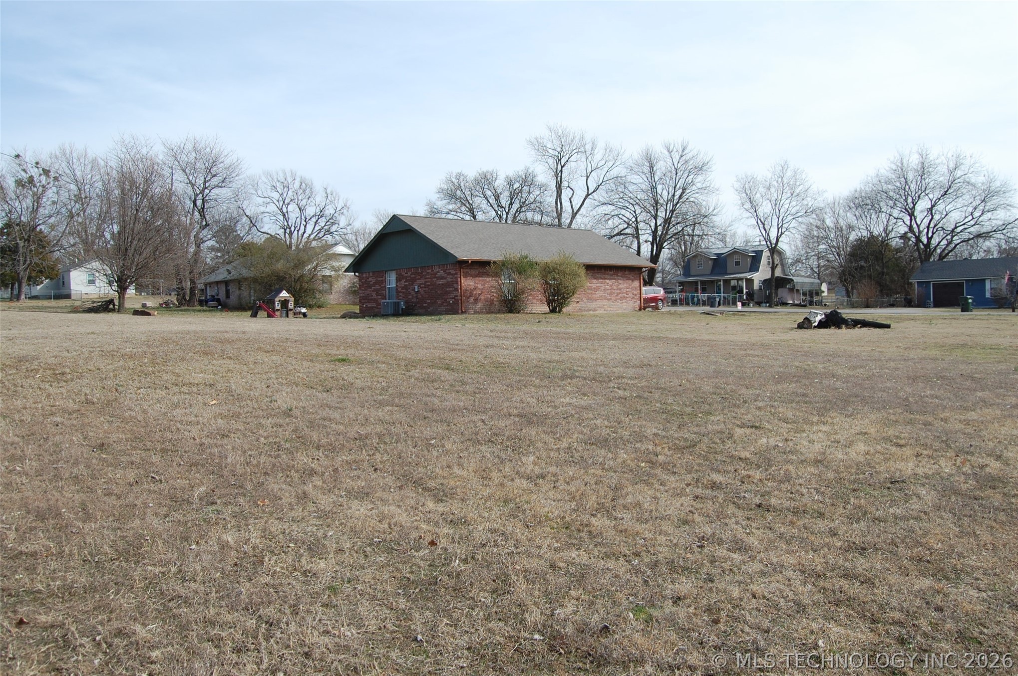 608 Pine Street Property Photo 37