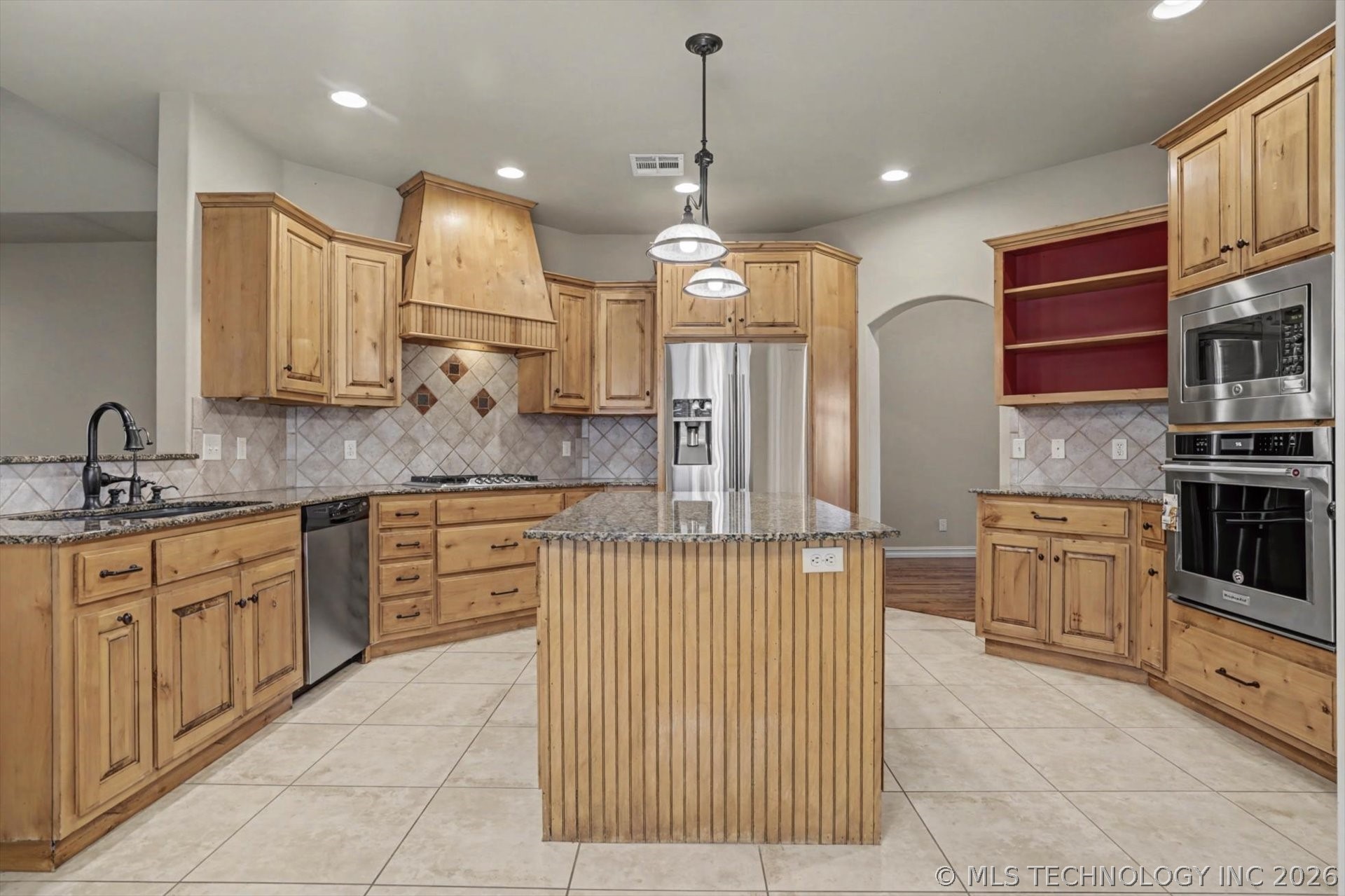 1639 W Plymouth Place Property Photo 10