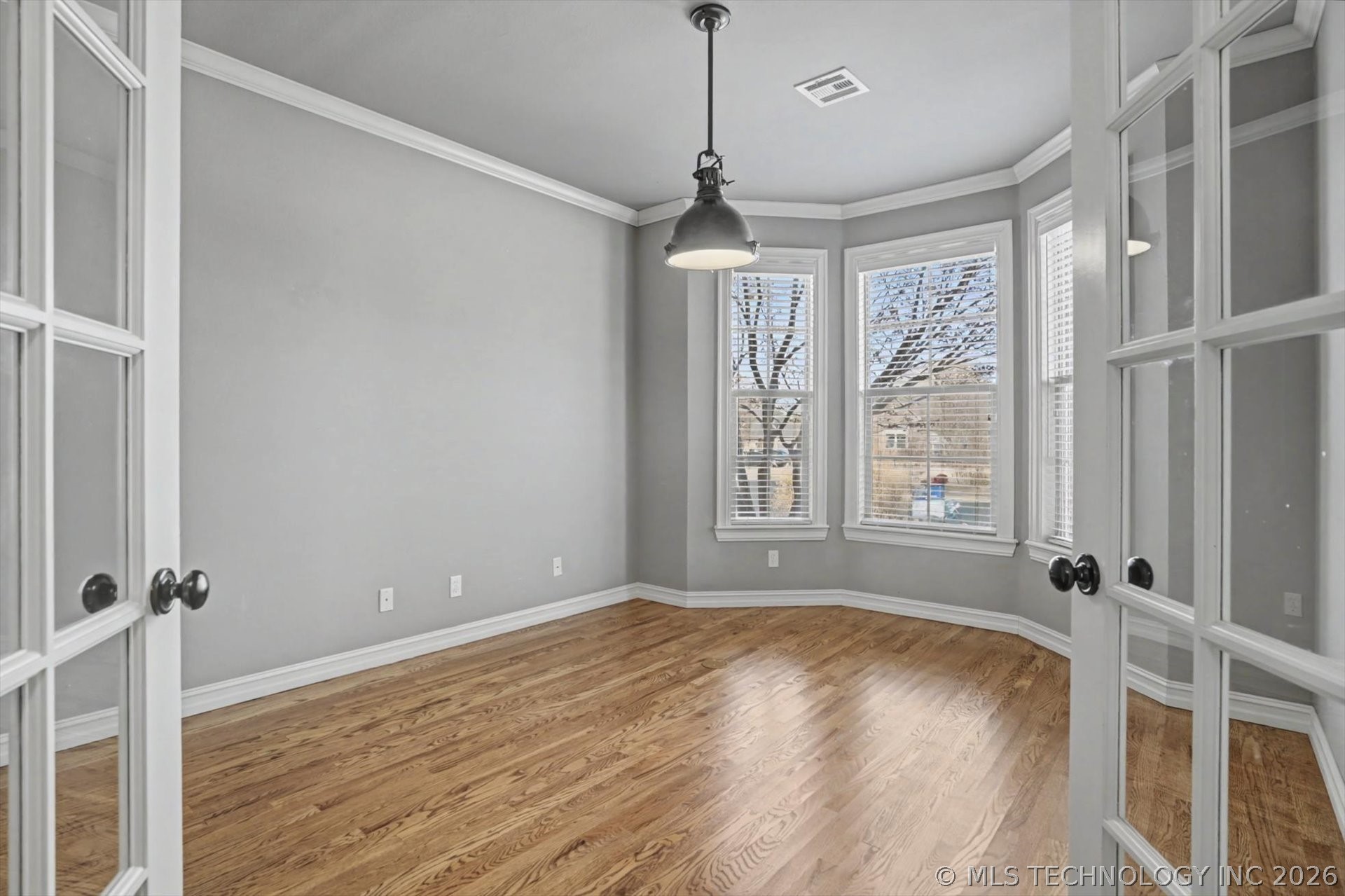 1639 W Plymouth Place Property Photo 20