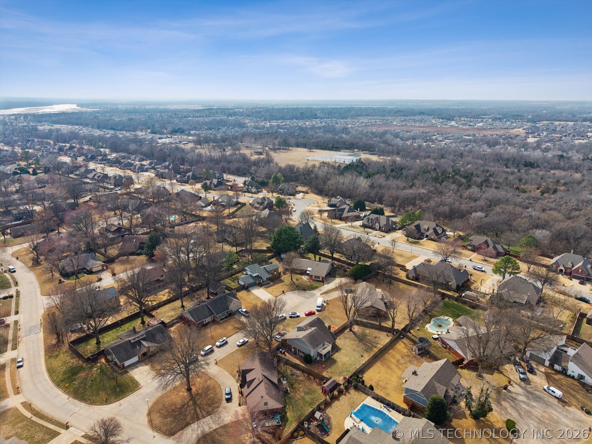 1713 W Van Buren Court Property Photo 4